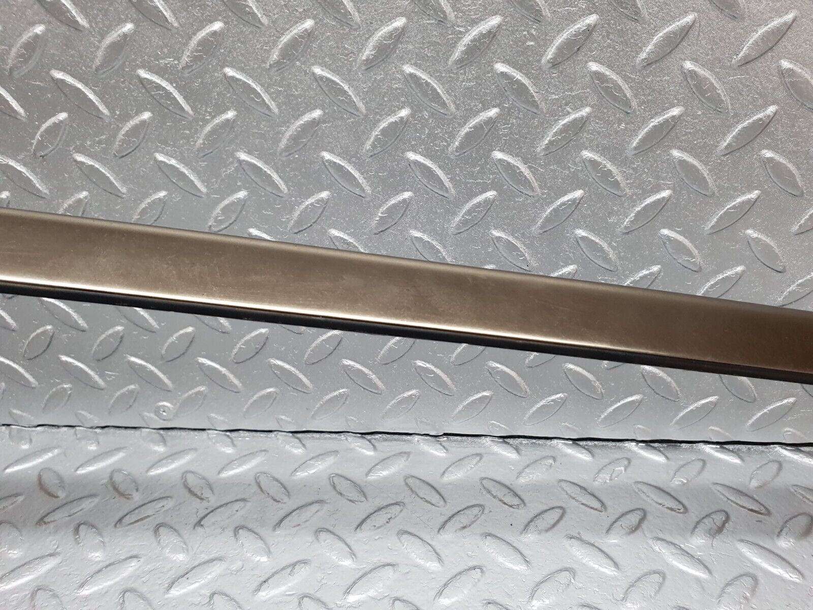 42111 Mercedes-Benz W202 C200 Roof Trim Left Side