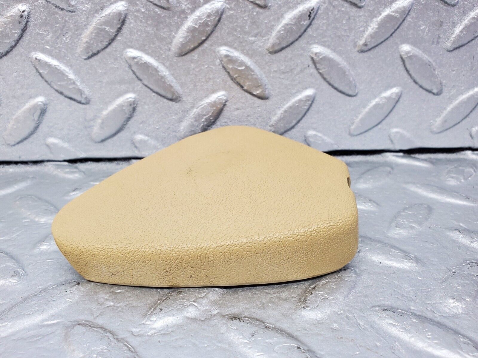 45970 Mercedes-Benz W126 420SE Front Seat Cover Trim Beige 1269182030