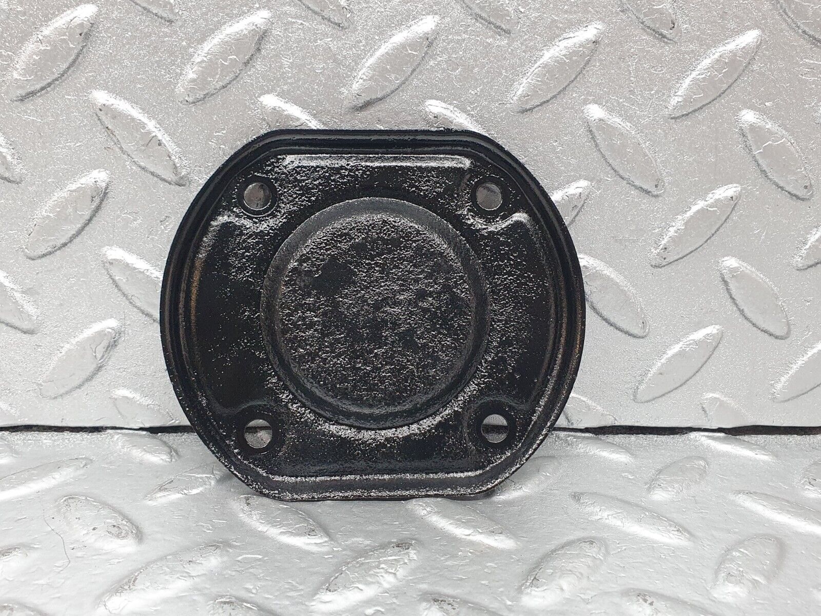 44169 Mercedes-Benz C123 230CE Coupe Camshaft Access Cover Plate