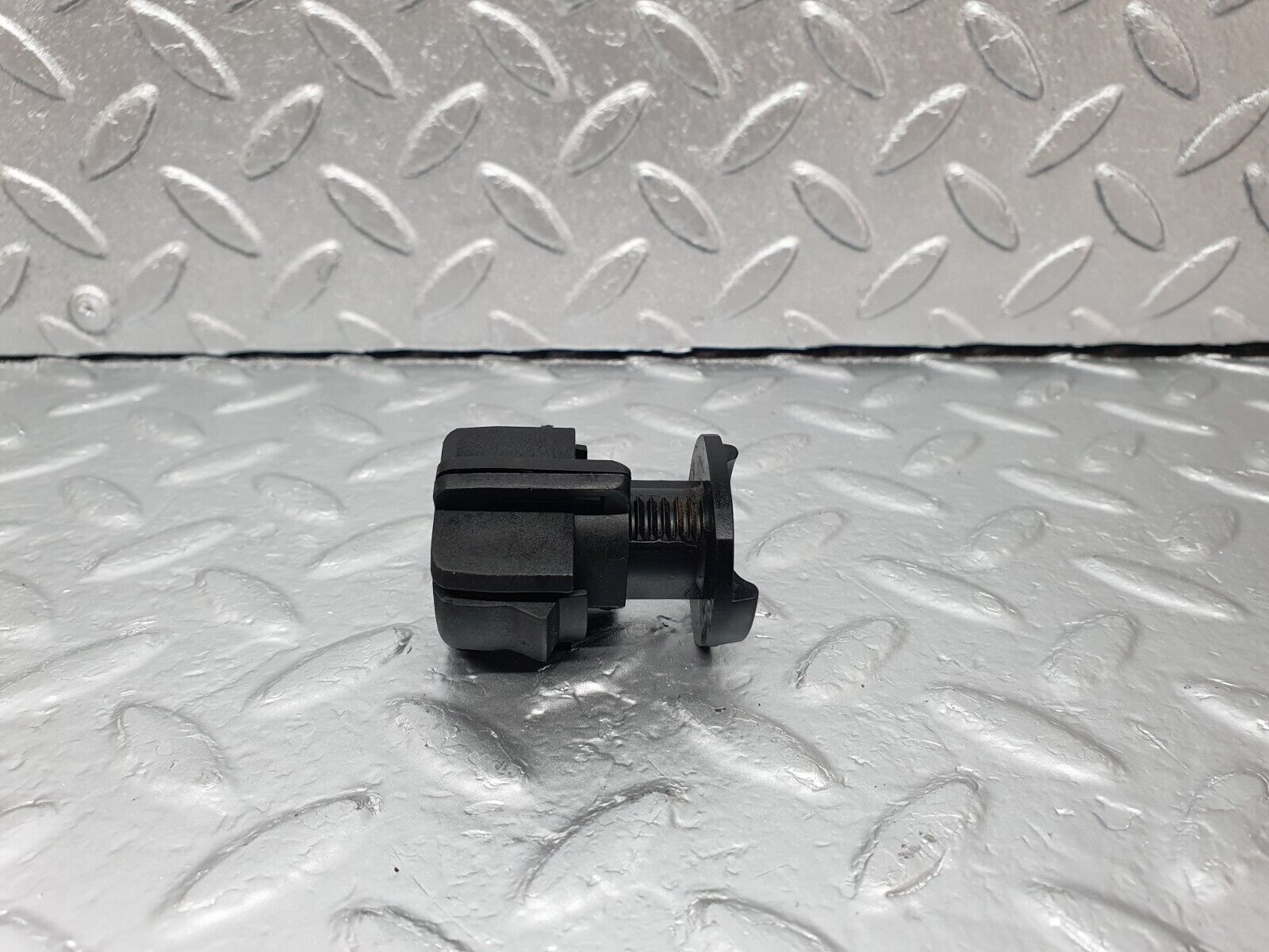 42942 Mercedes-Benz W201 190 2.0L Kickdown Switch 1243010141