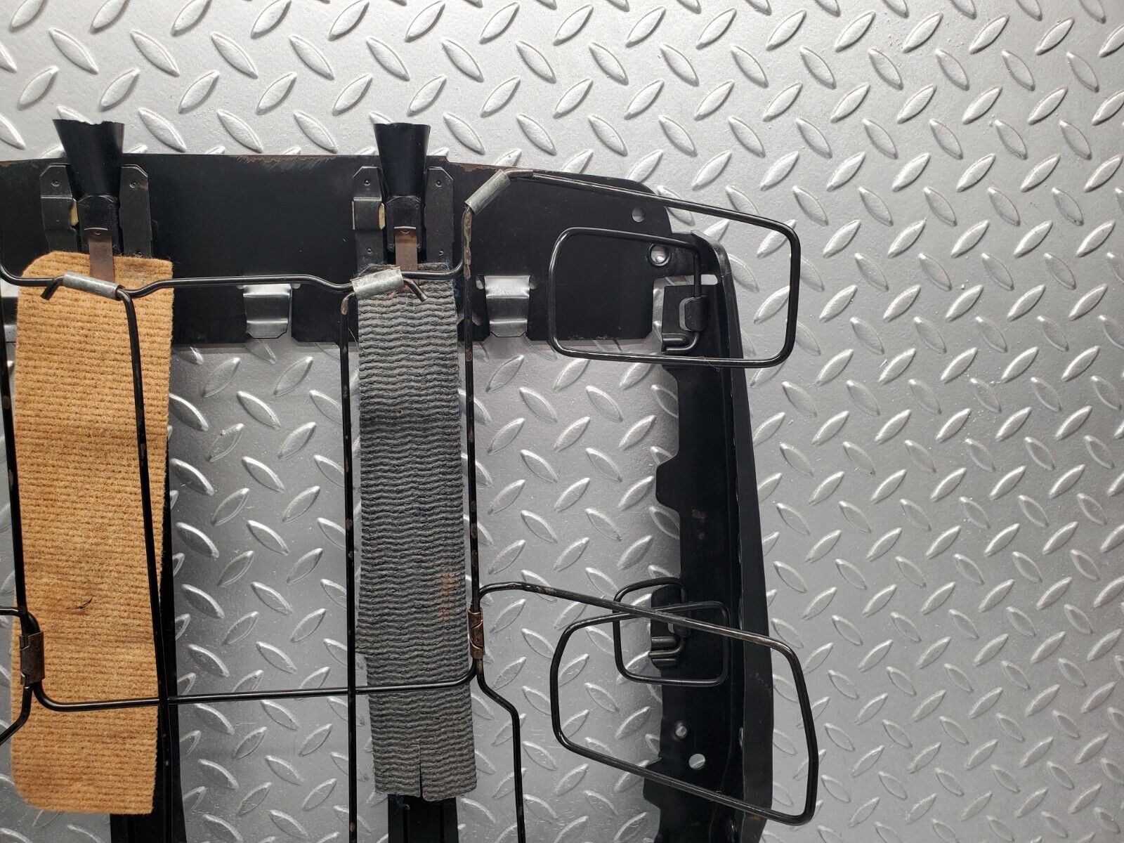 46682 Mercedes-Benz C123 280CE Coupe Front Right Seat Backrest