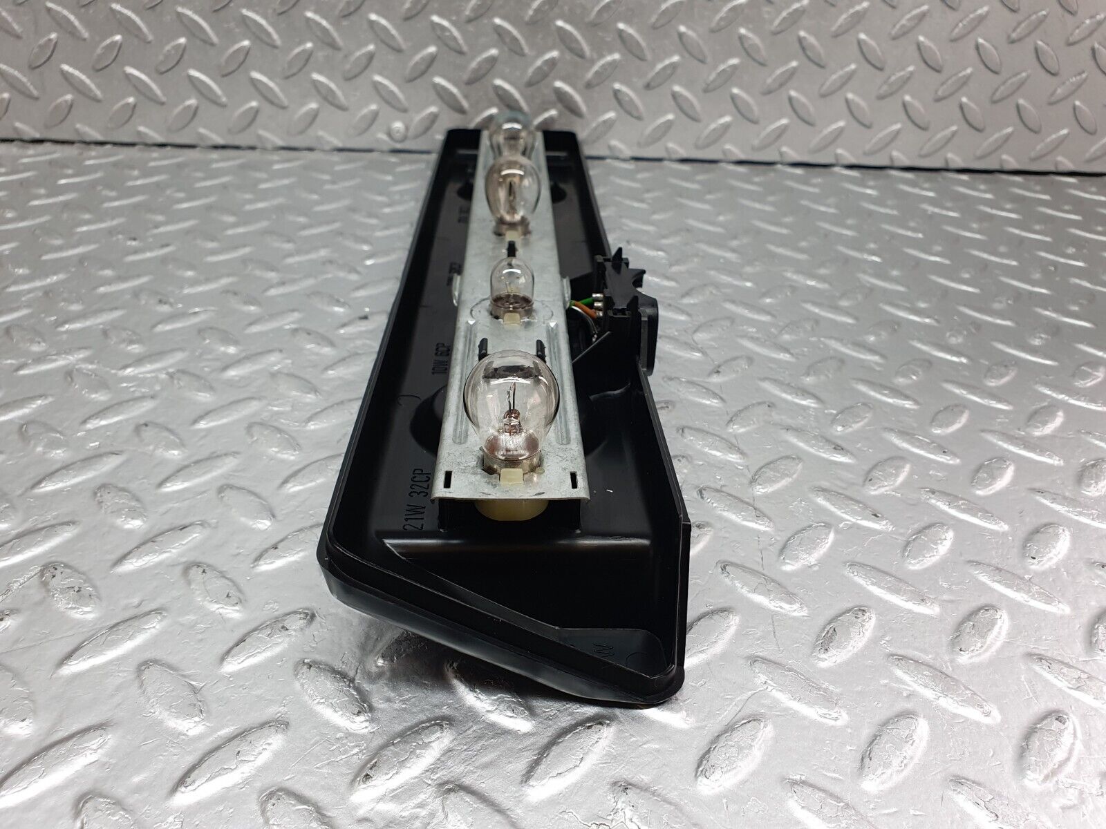 44129 Mercedes-Benz C123 230CE Coupe Tail Light Bulb Holder Left Side 22064L