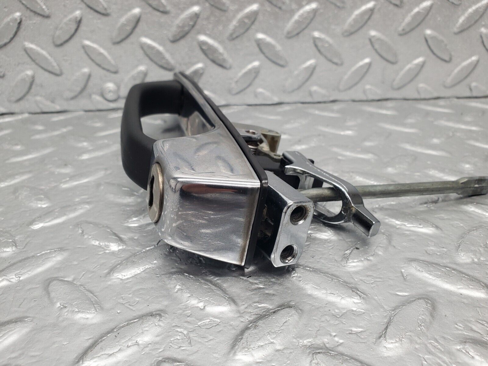 46384 Mercedes-Benz C123 280CE Coupe Right Door Exterior Handle No Key