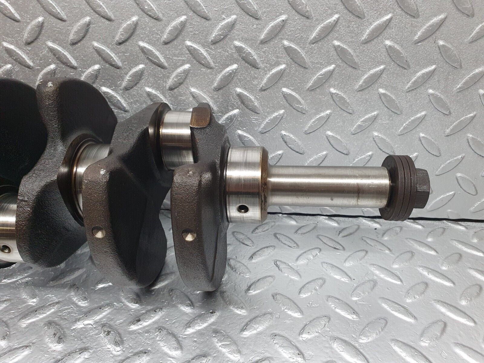 44204 Mercedes-Benz C123 230CE Coupe Crankshaft 10201