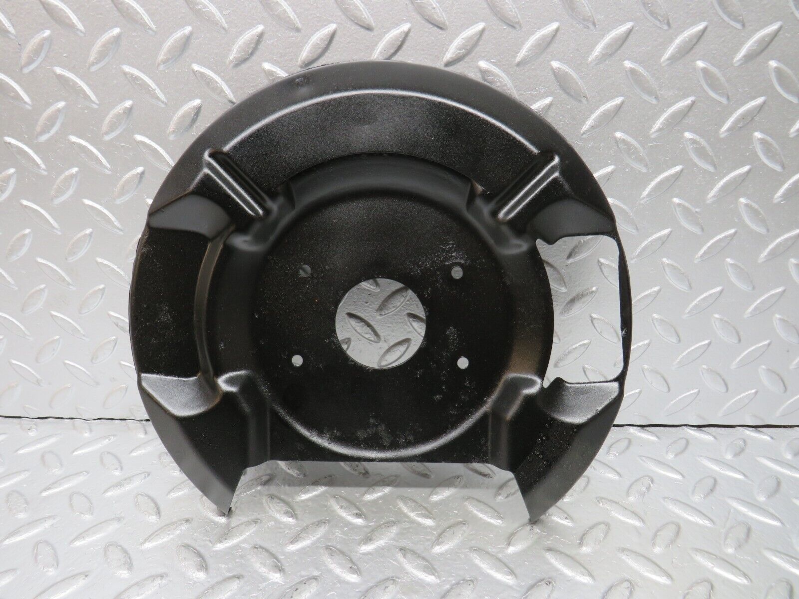 33011 Mercedes-Benz C107 R107 350 V8 Front Right Brake Disc Protection Plate