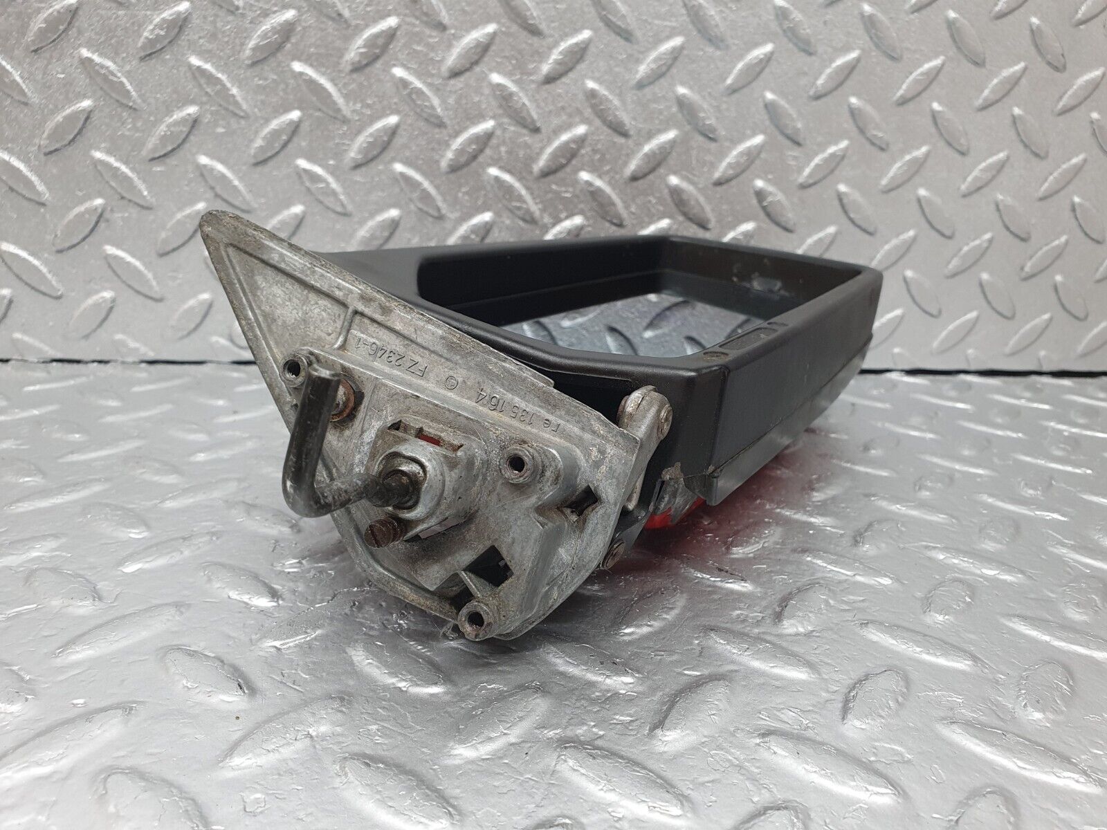 43709 Mercedes-Benz C126 380SEC Coupe Wing Mirror Right Side 1268100612