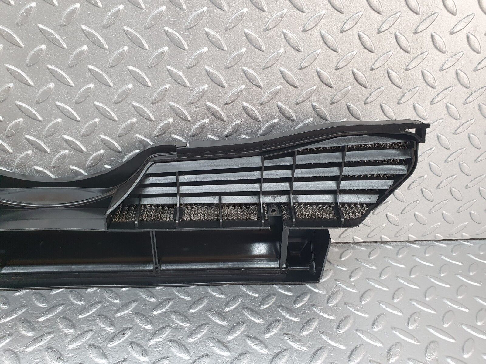 42586 Mercedes-Benz R129 320SL Coupe Cabin Filter Housing 1298300053