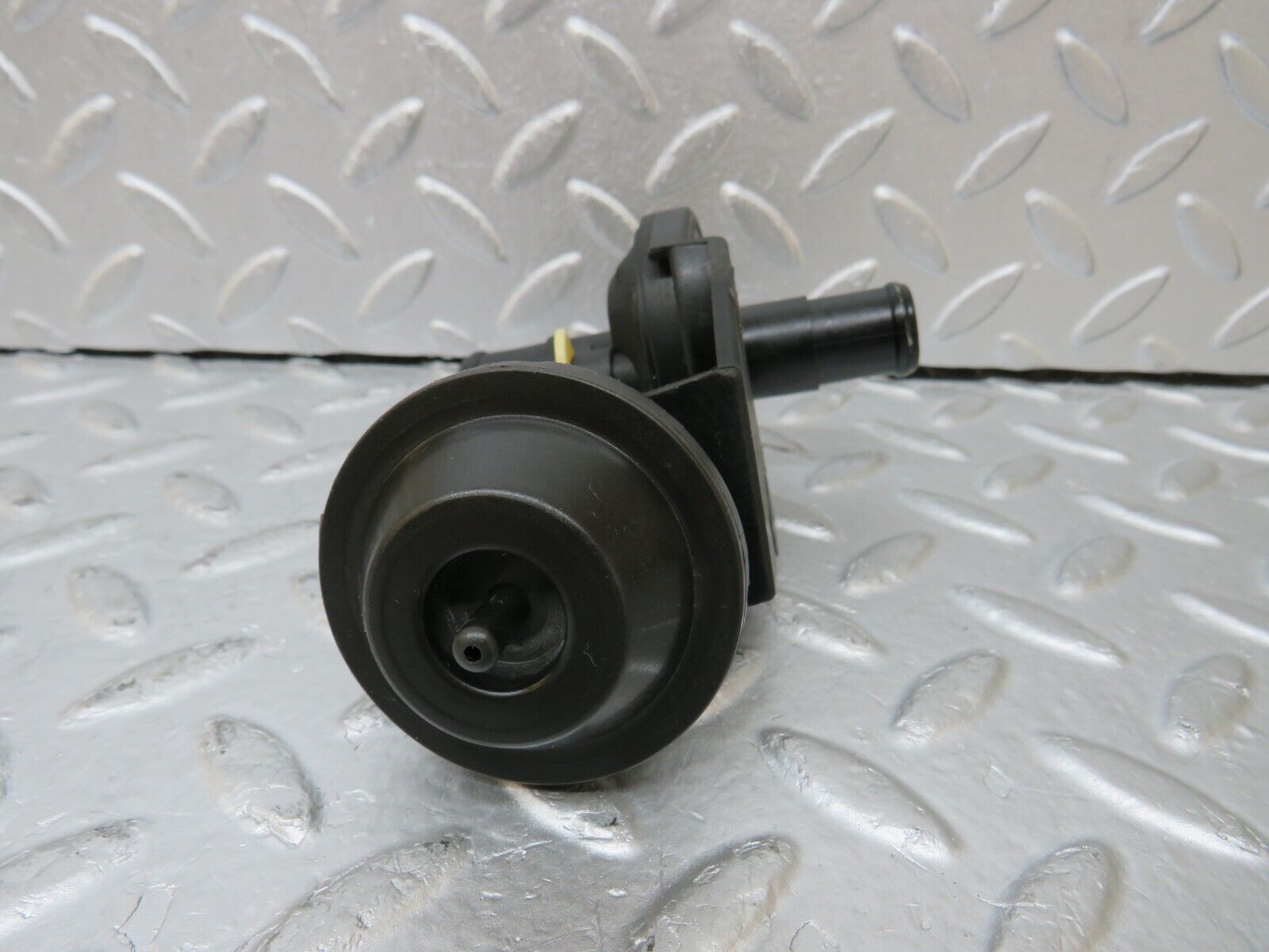 35387 Mercedes-Benz R107 280SL Heater Control Valve 1078300584