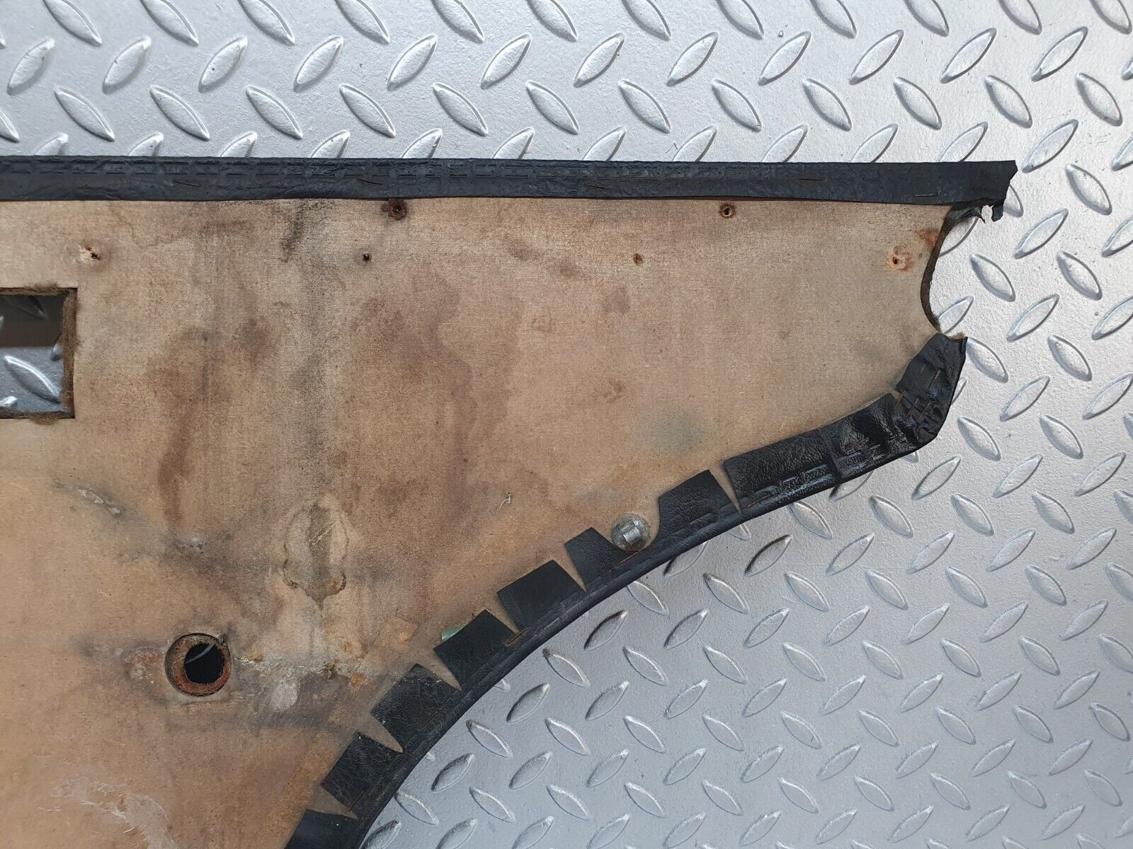 43322 Mercedes-Benz W108 280SE Rear Left Door Card Black