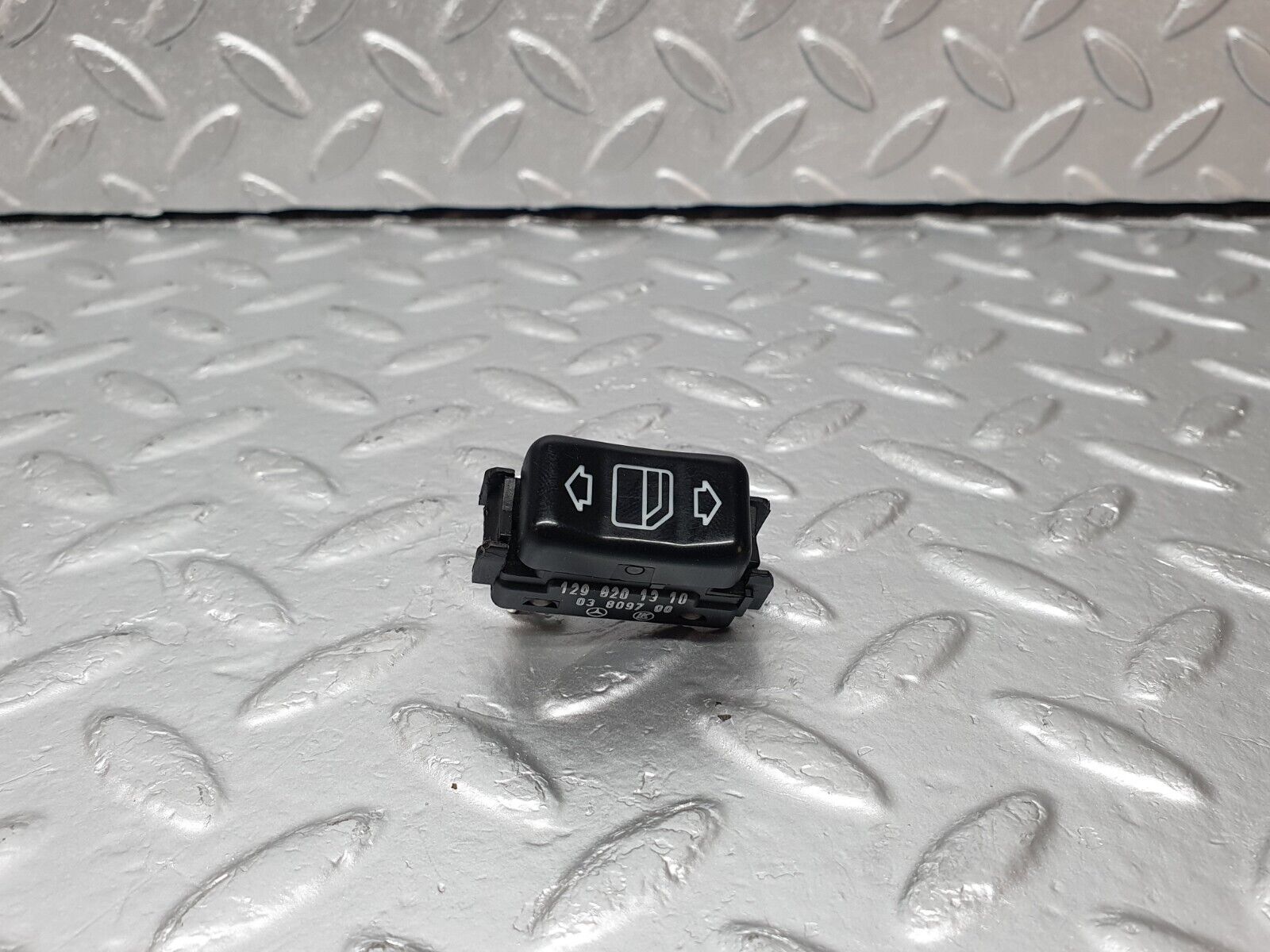 42388 Mercedes-Benz R129 320SL Coupe Left Door Window Switch 1298201310