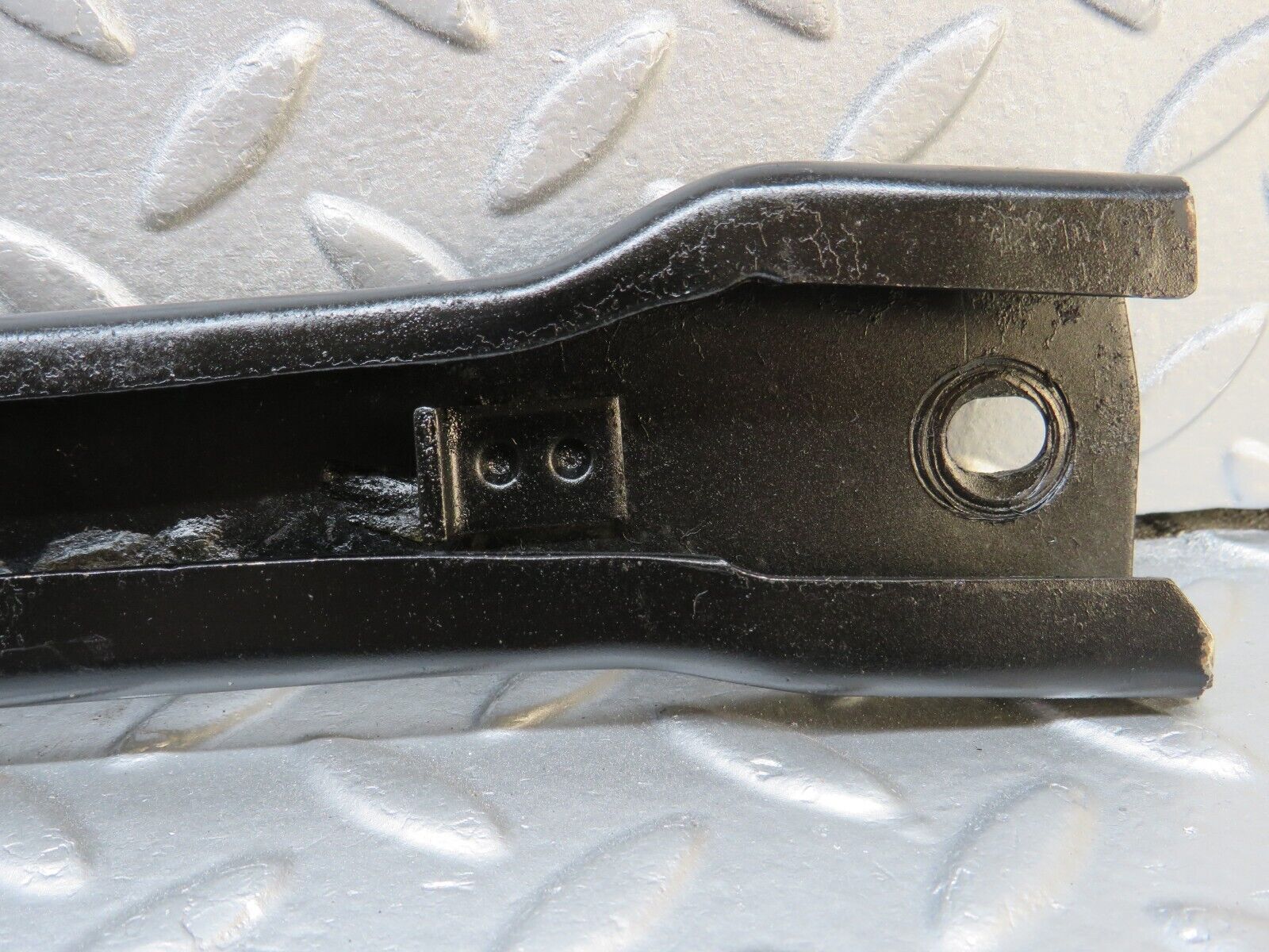 40182 Mercedes-Benz R107 350SL Front Left Seat Rail Pair