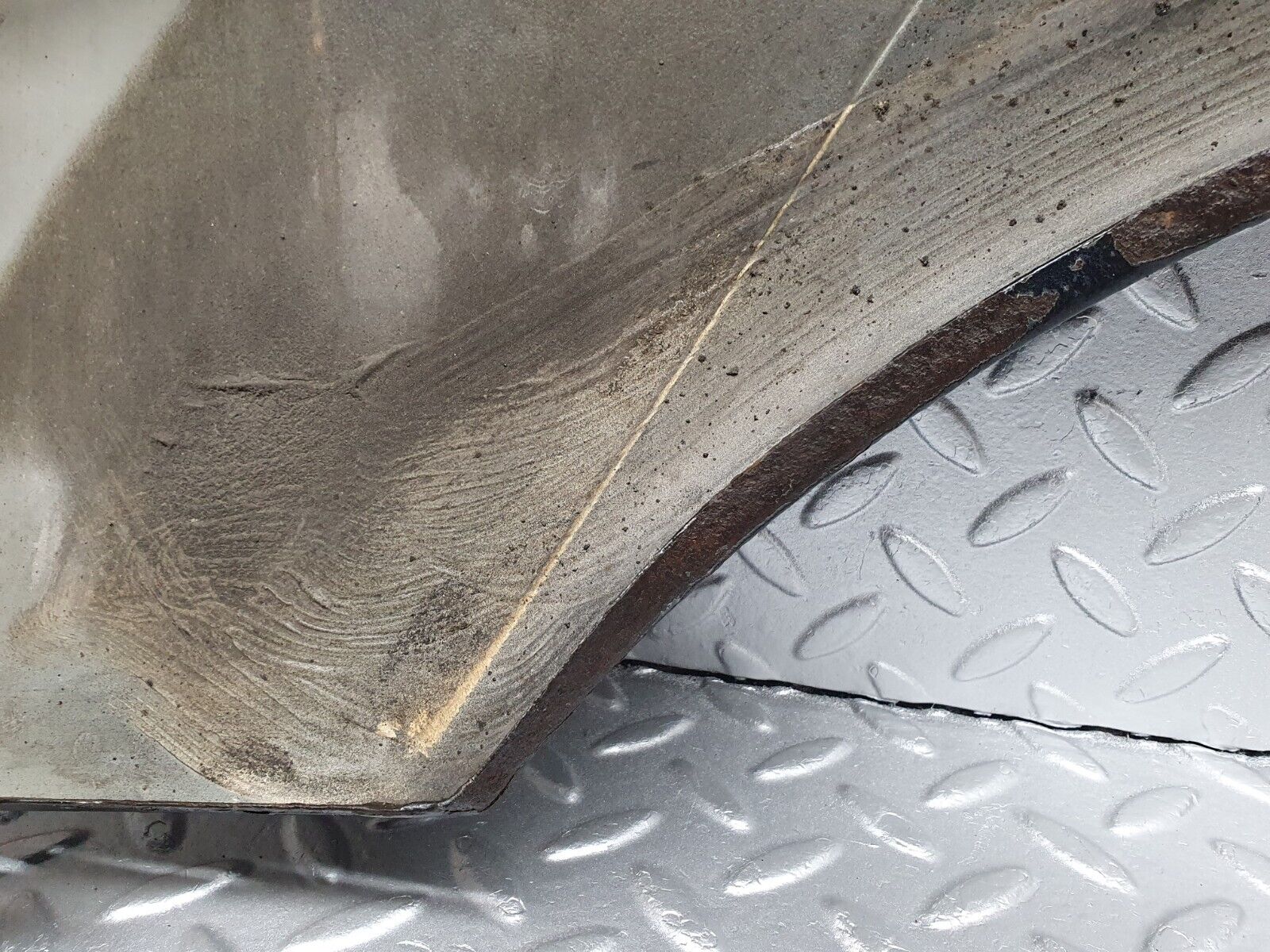 41818 Mercedes-Benz W202 C200 Front Right Fender Wing