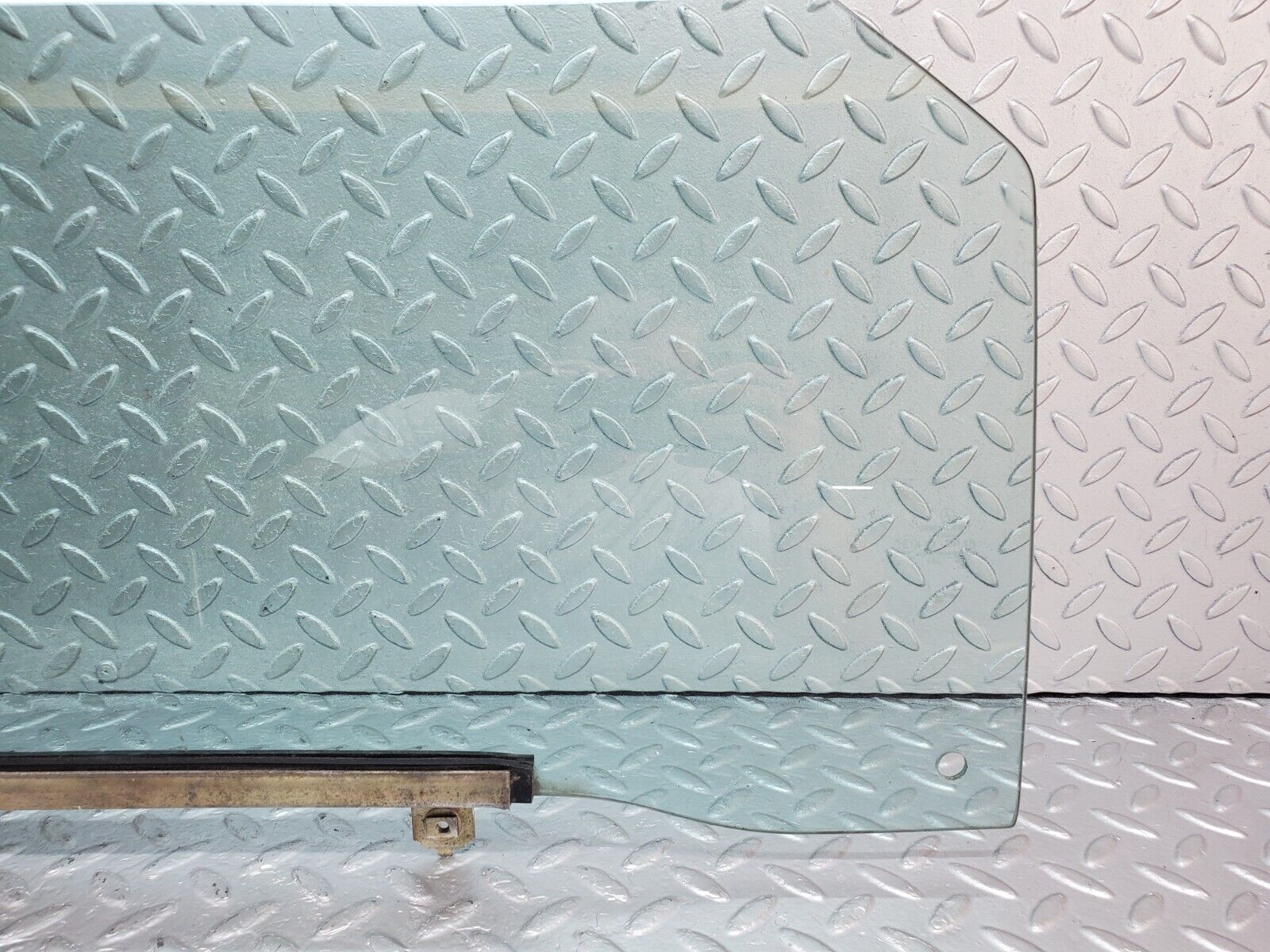 45310 Mercedes-Benz R129 300SL Coupe Right Door Window Glass