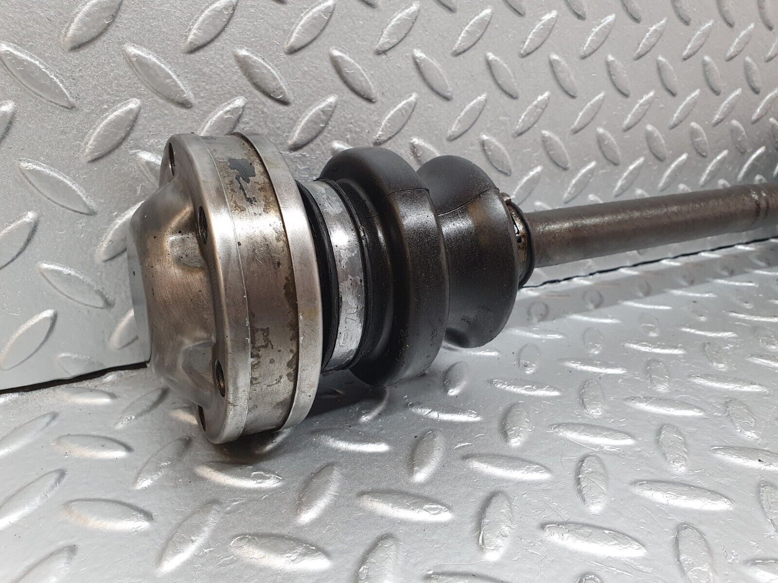 41718 Mercedes-Benz W124 200E Axle Shaft Drive Shaft