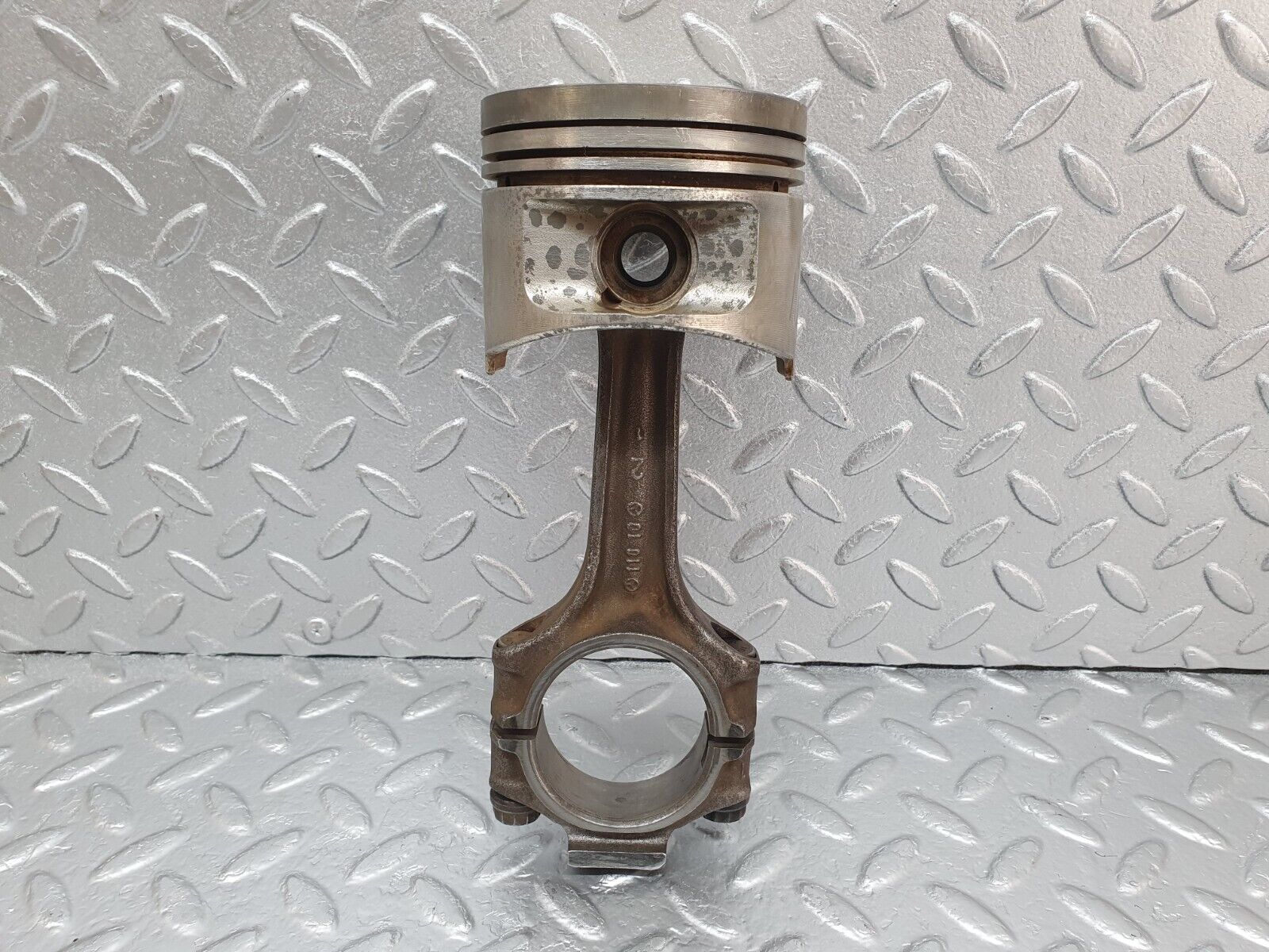 43772 Mercedes-Benz C126 380SEC Coupe Piston With Connecting Rod 87.995 11610