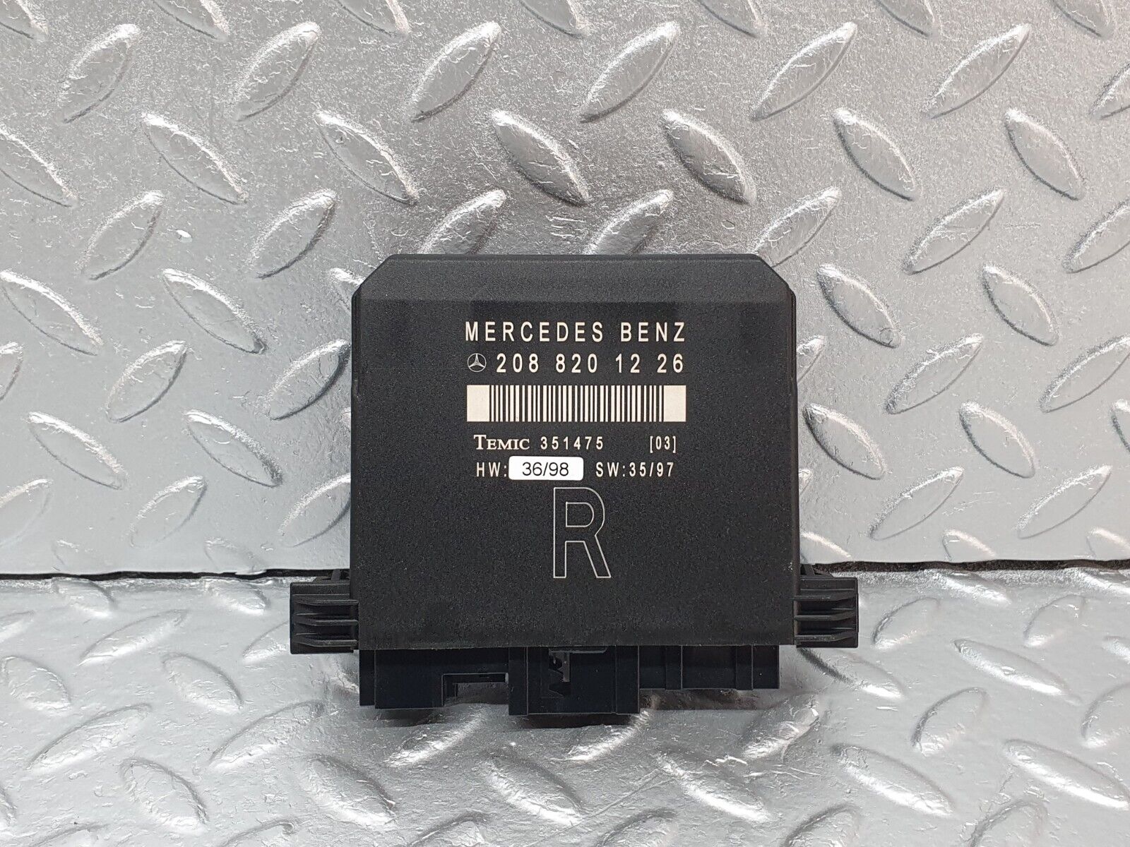 41746 Mercedes-Benz W202 C200 Door Control Unit Front Right 2088201226