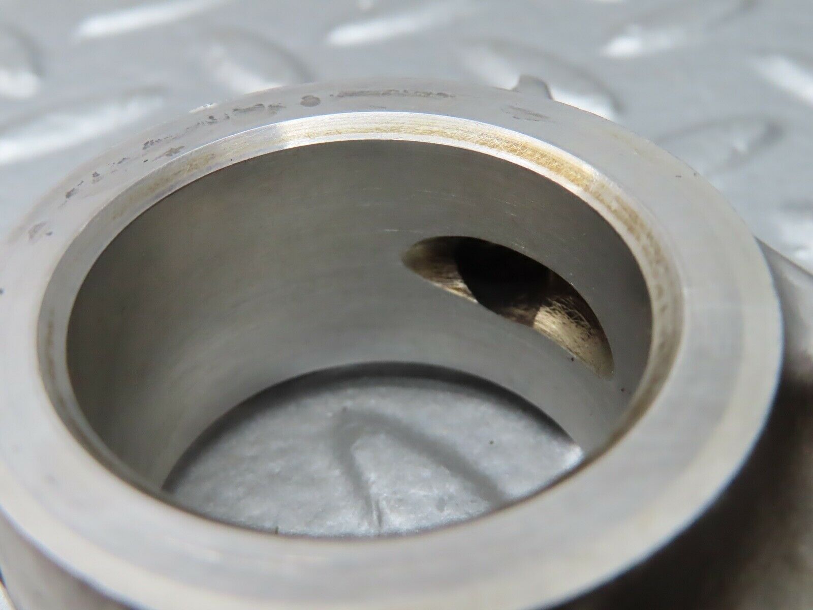 20673 Mercedes-Benz R107 450SL Camshaft Tower Bearing 1160511810