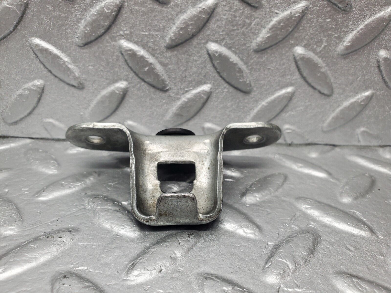 46477 Mercedes-Benz C123 280CE Coupe Trunk Lock Latch 1237580150