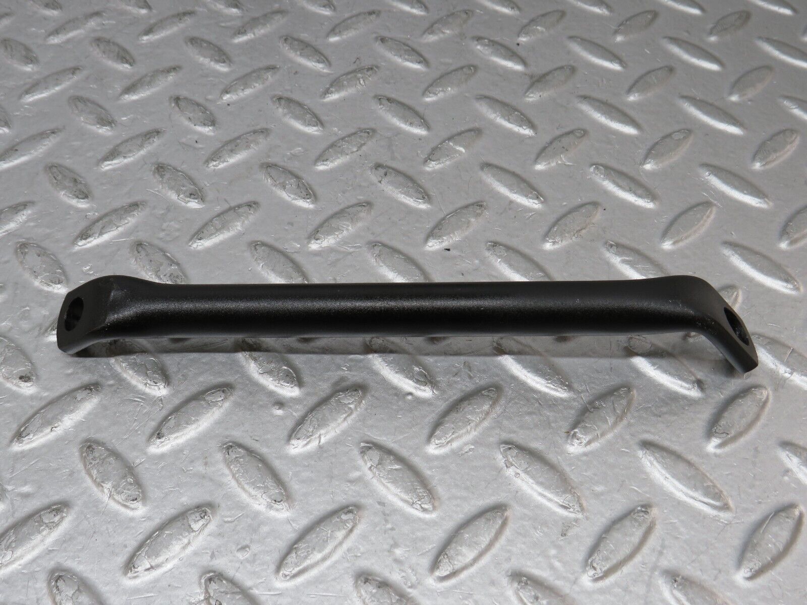 35495 Mercedes-Benz R107 280SL Power Steering Pump Bracket