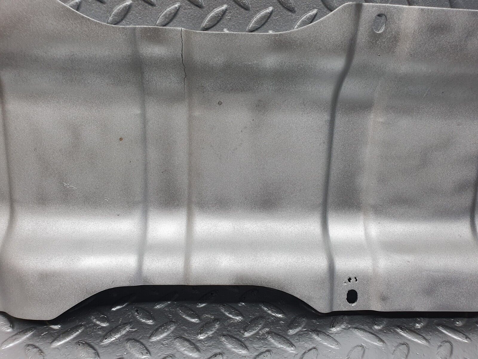 43821 Mercedes-Benz C126 380SEC Coupe Exhaust Heat Shield