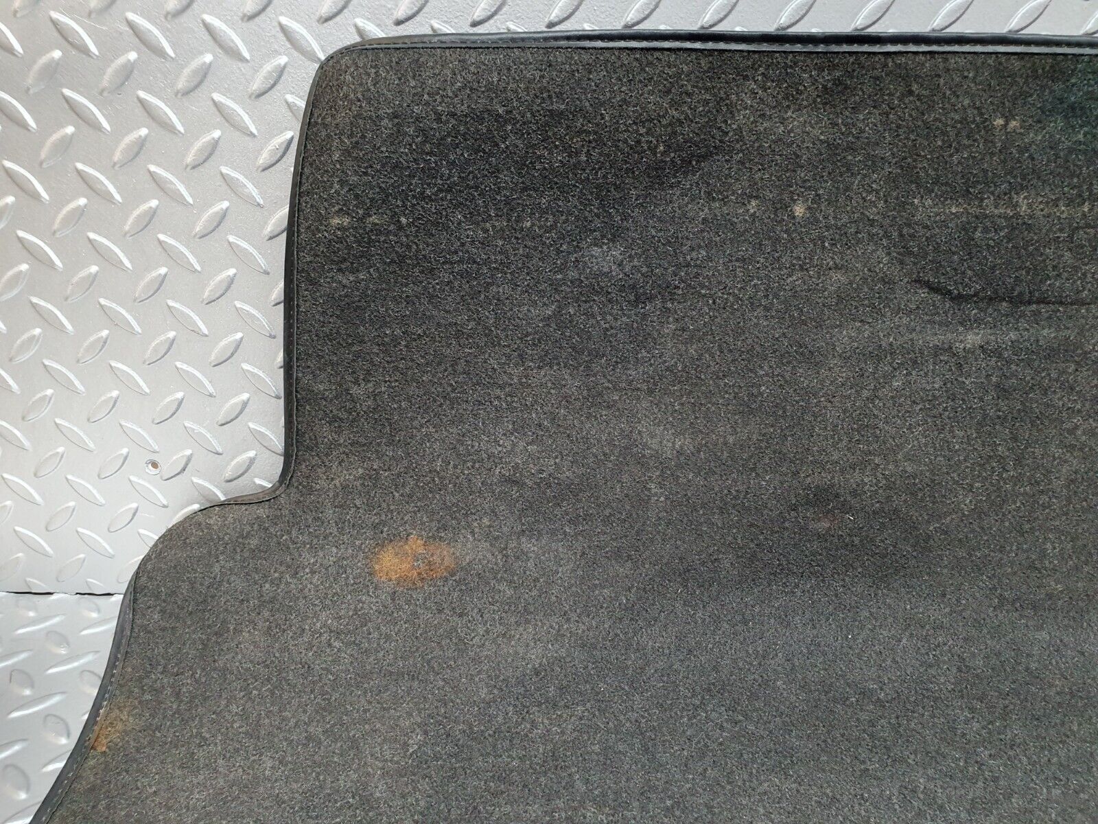 41716 Mercedes-Benz W124 200E Trunk Boot Floor Carpet
