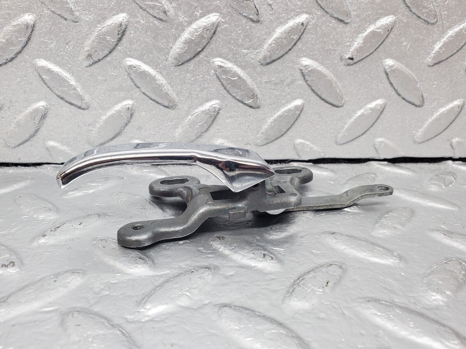 45532 Mercedes-Benz W108 280SE Front Left Door Interior Chrome Handle 1107660319