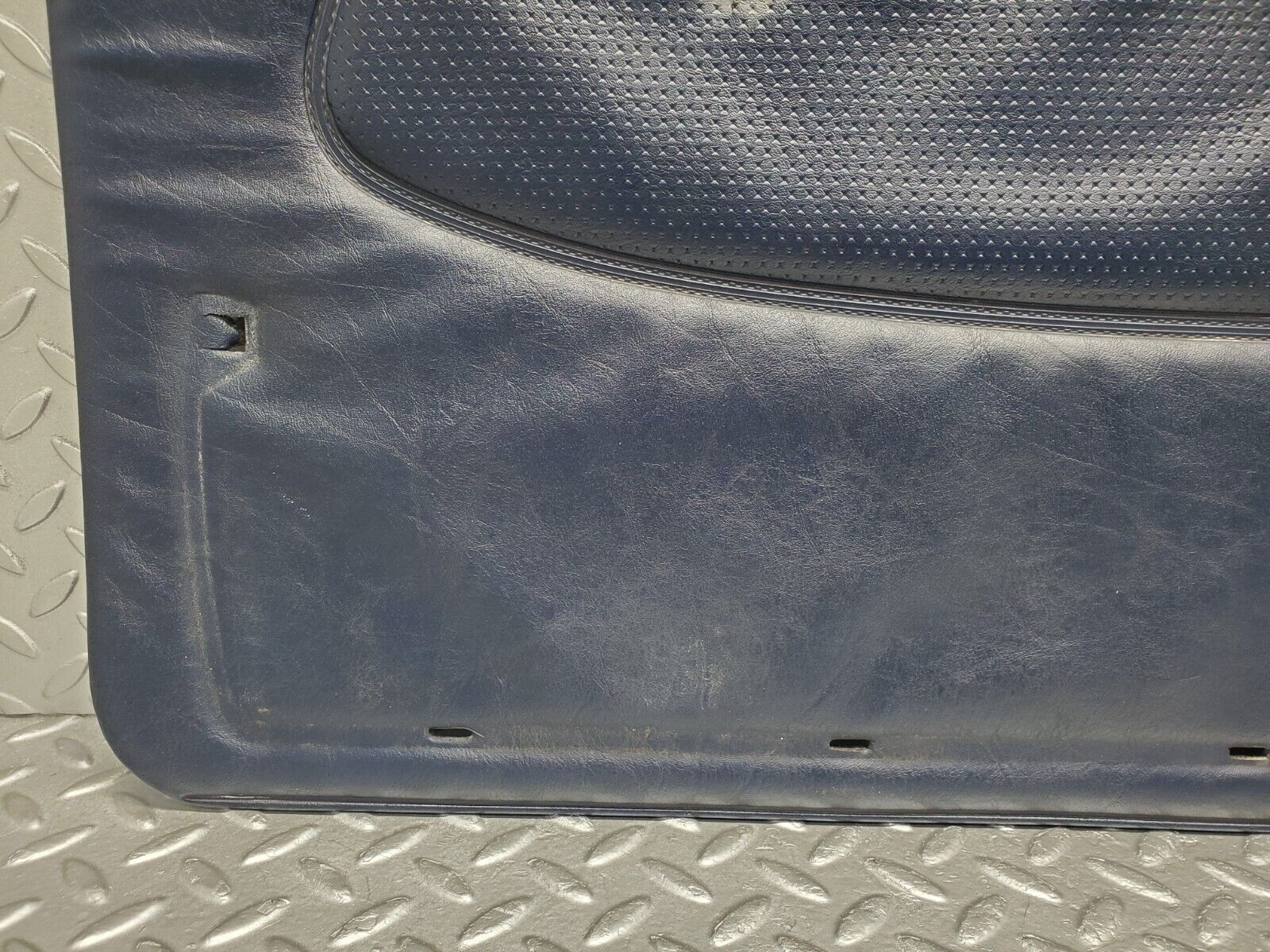 46683 Mercedes-Benz V123 240D LWB Front Right Door Card Blue