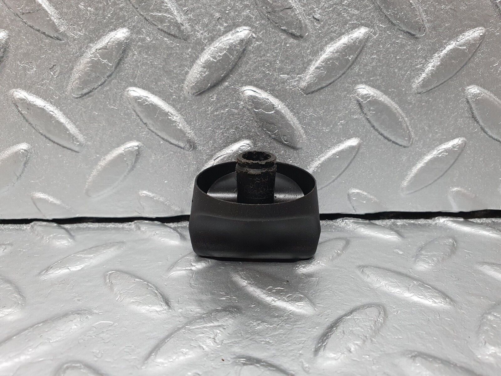 41676 Mercedes-Benz W124 200E Headlight Switch Knob