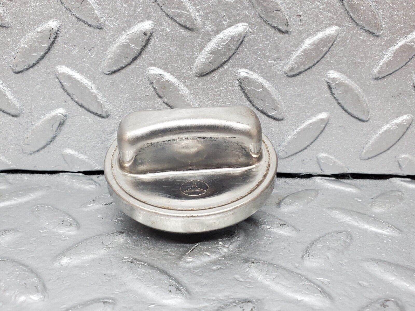 44826 Mercedes-Benz W124 220E Fuel Tank Cap 1244700005