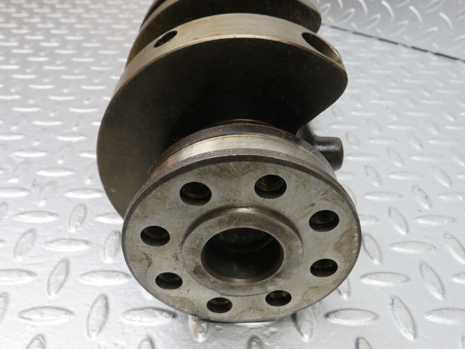 32813 Mercedes-Benz C107 R107 350 V8 Crankshaft 1160310801