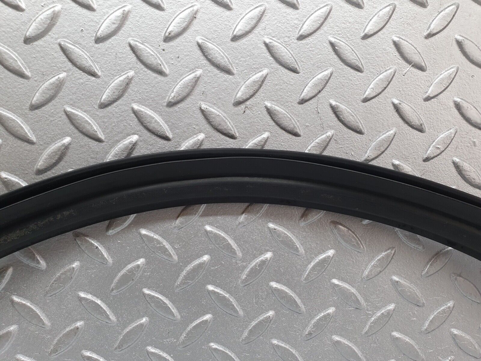 43018 Mercedes-Benz W201 190 Inner Mudguard Panelling Front Left 2018840135