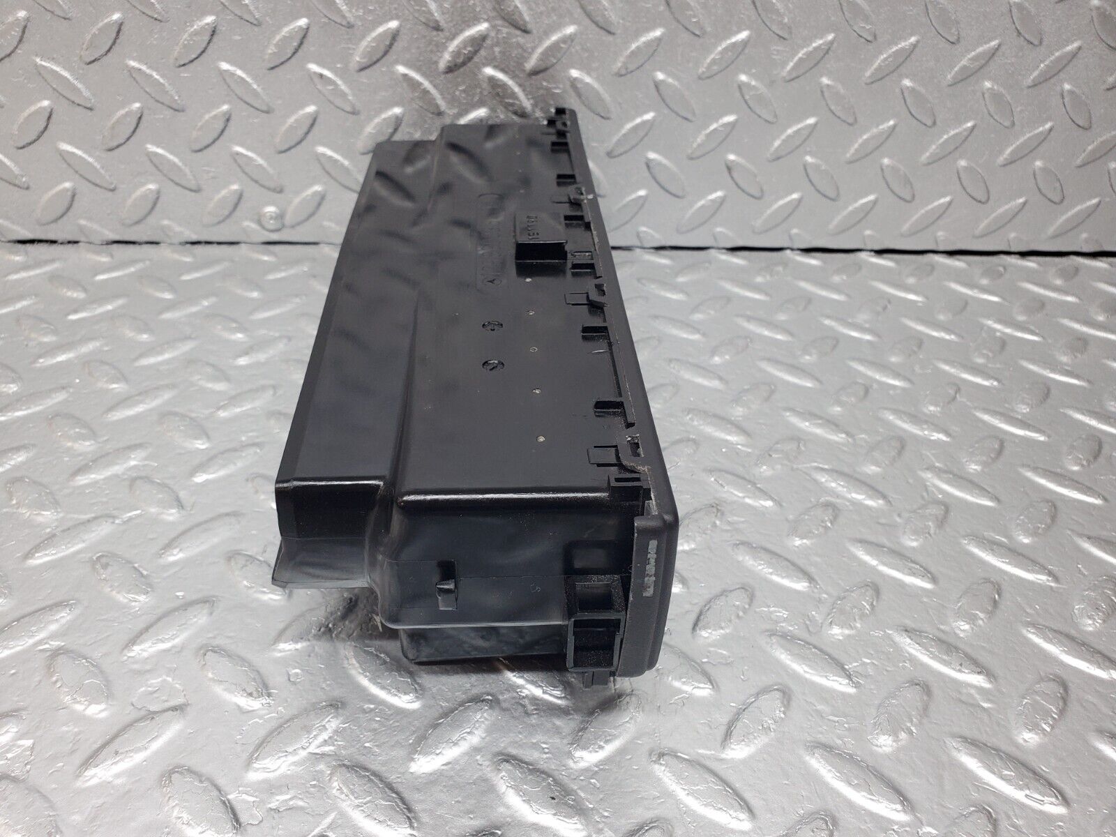 44997 Mercedes-Benz R129 300SL Coupe Dash Centre Air Vent 1298300354