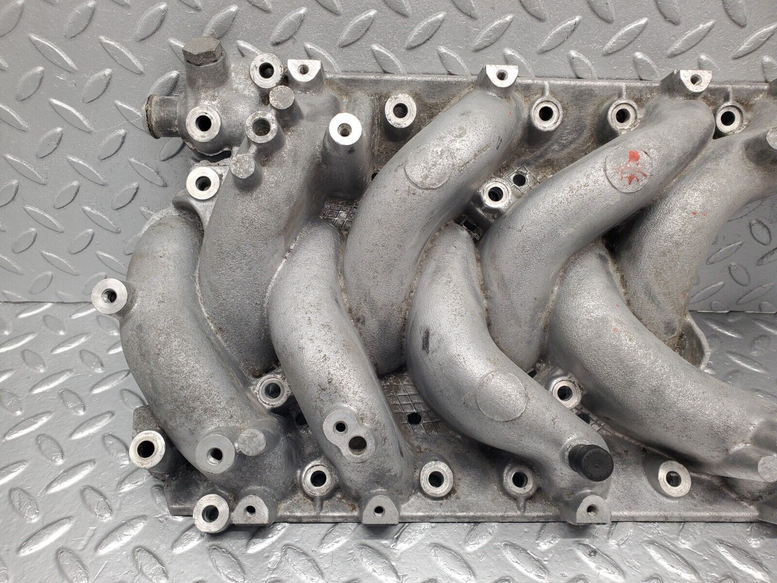 46091 Mercedes-Benz W126 420SE Air Intake Manifold 1161416501