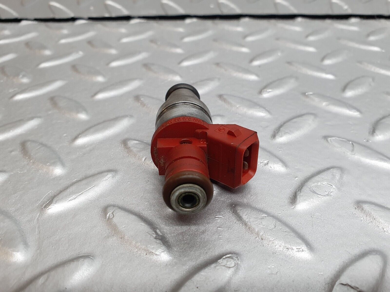 42059 Mercedes-Benz W202 C200 Fuel Injector Siemens 0000788523