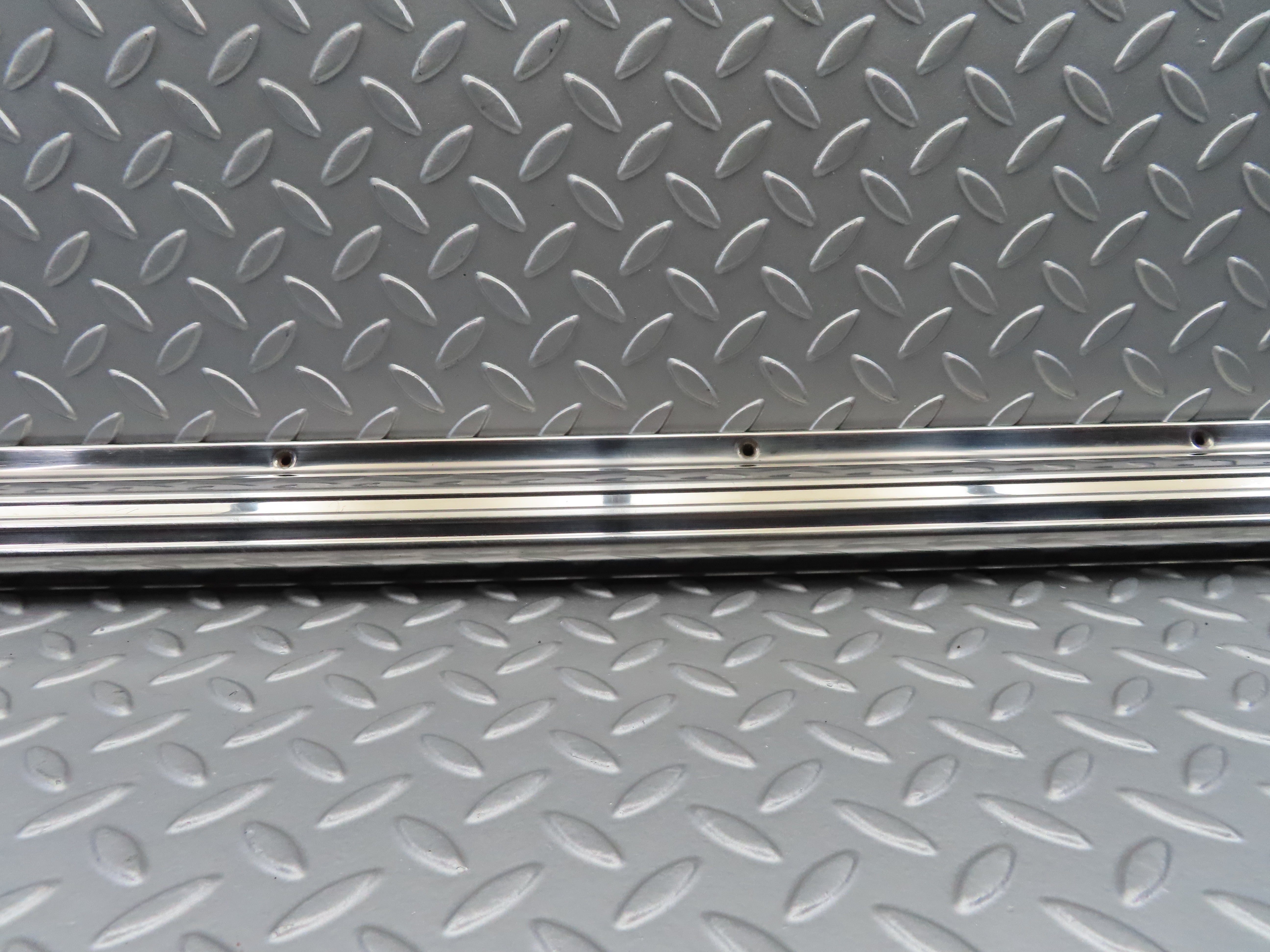 39867 Mercedes-Benz C107 350SLC Coupe Left Door Sill Chrome