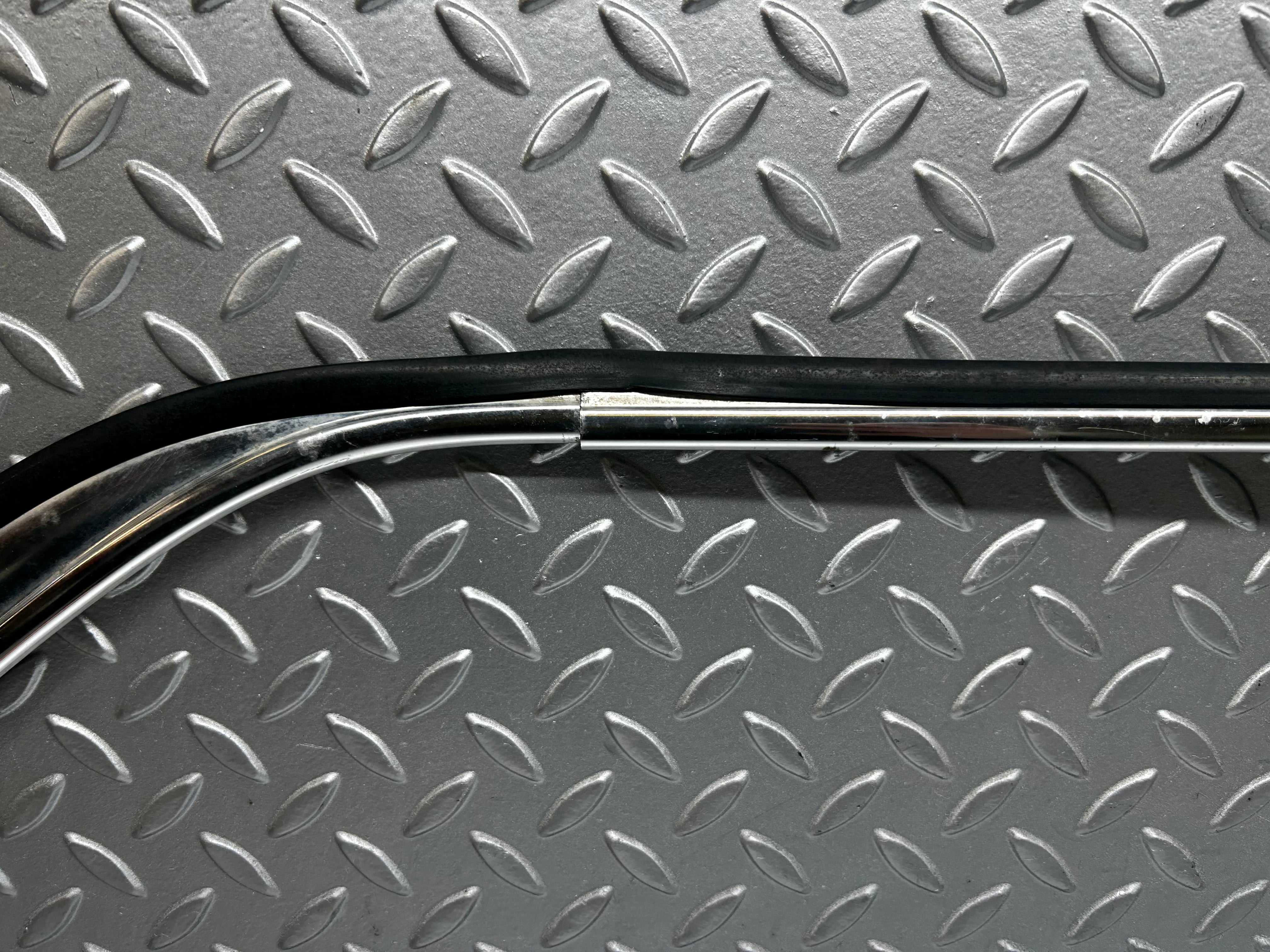 7811 Mercedes-Benz S123 230TE Wagon Roof Chrome Trim Right Side