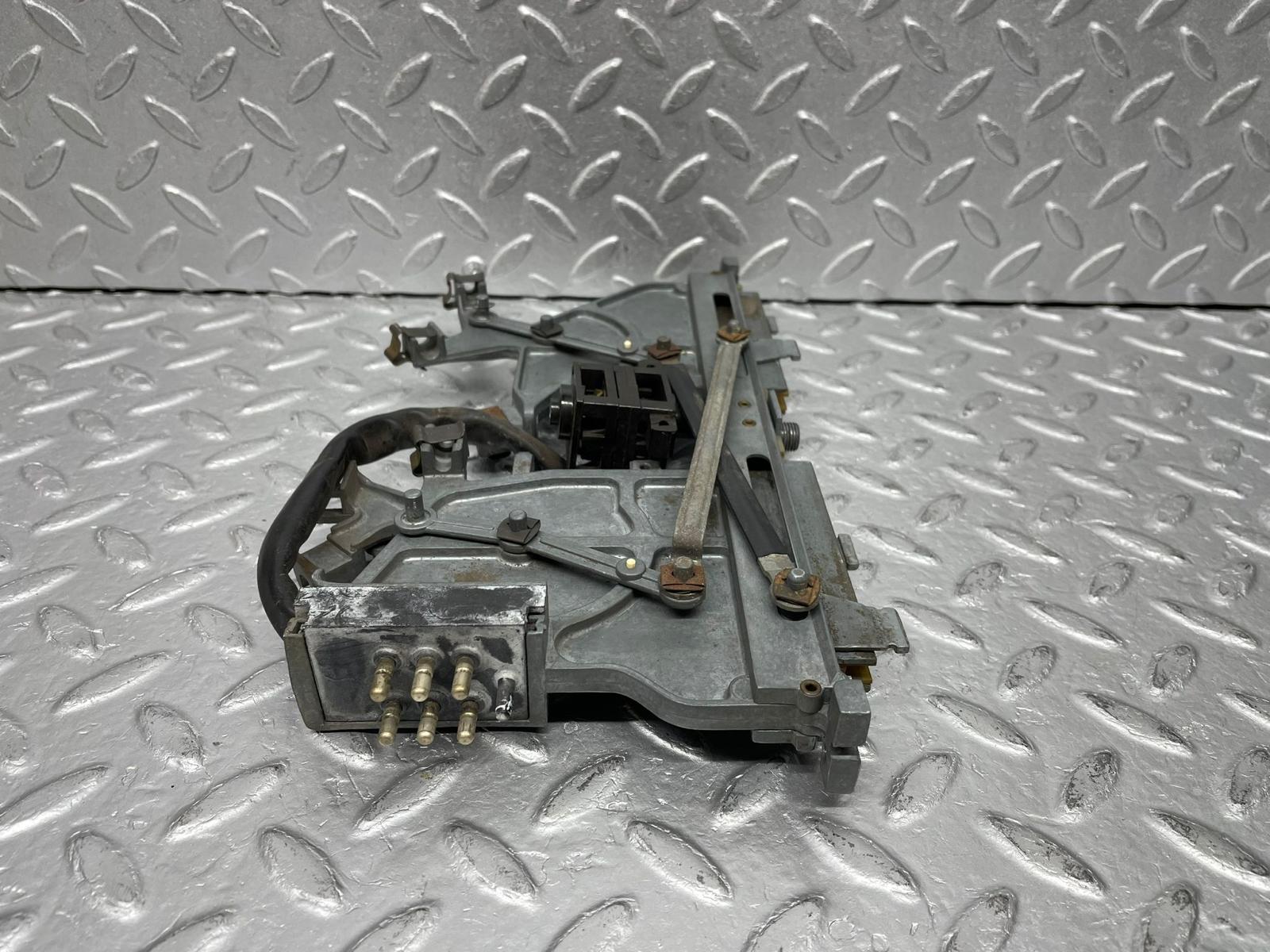 20969 Mercedes-Benz W114 250CE Coupe Heater Control Switch 1158300485