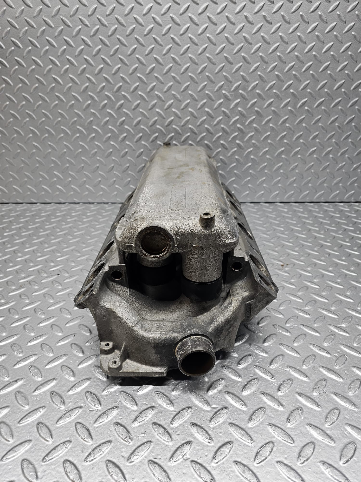 7130 Mercedes-Benz C107 350SLC Coupe Inlet Intake Manifold 1161412501