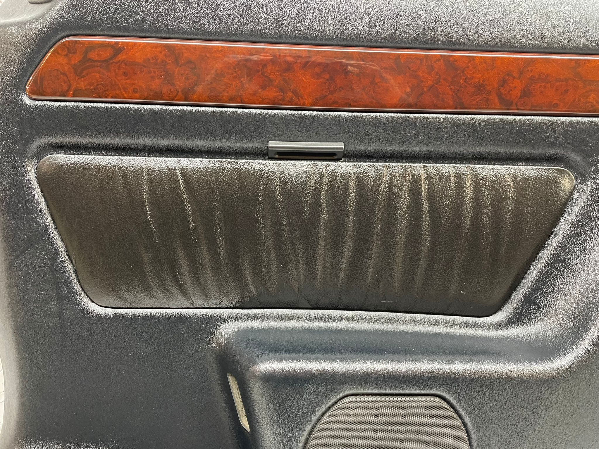 37872 Mercedes-Benz A124 320E Cabriolet Rear Right Card Panel Black 1246904226