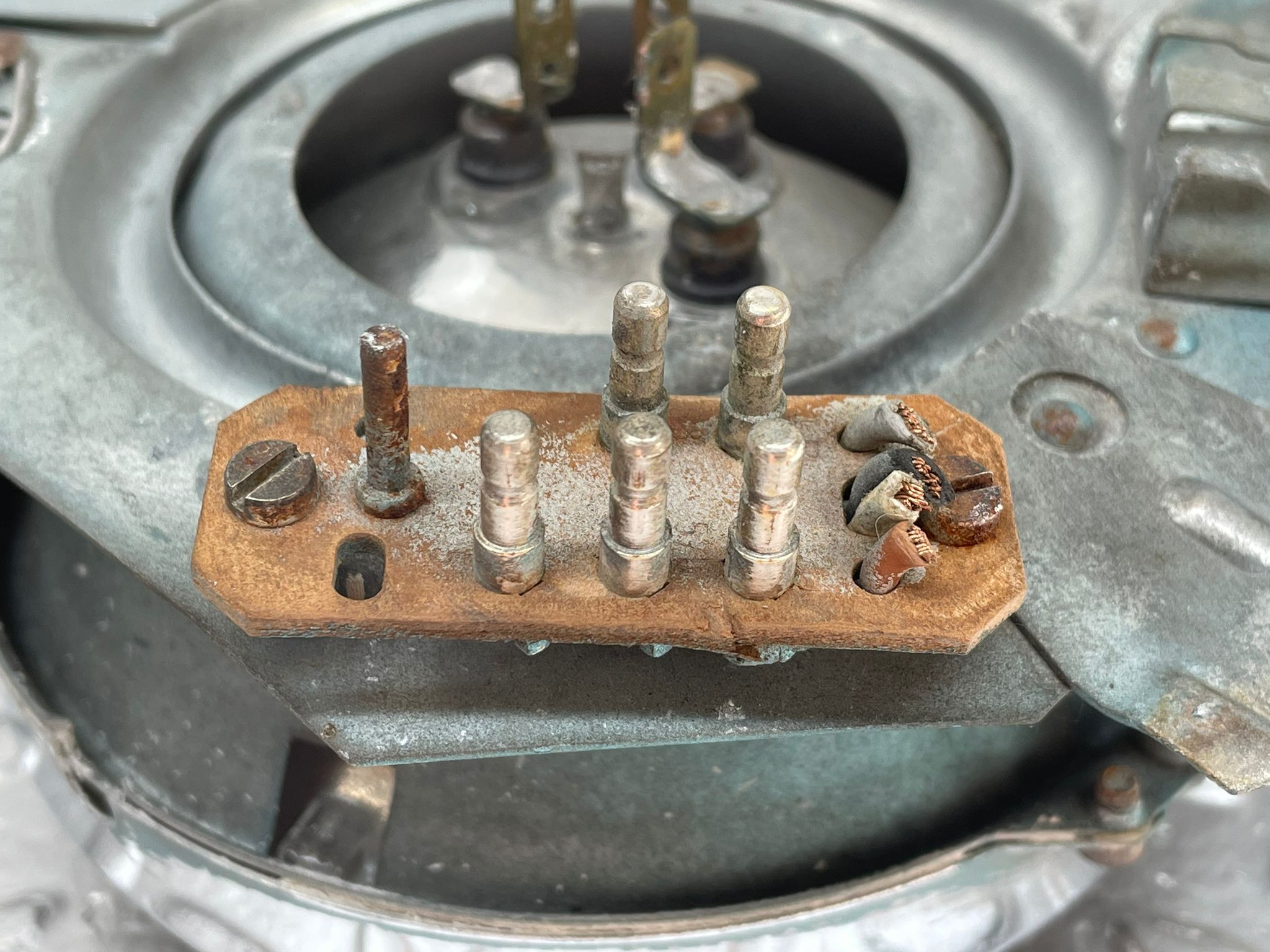 12656 Mercedes-Benz W111 220SE Headlight Left/Right 0302350007