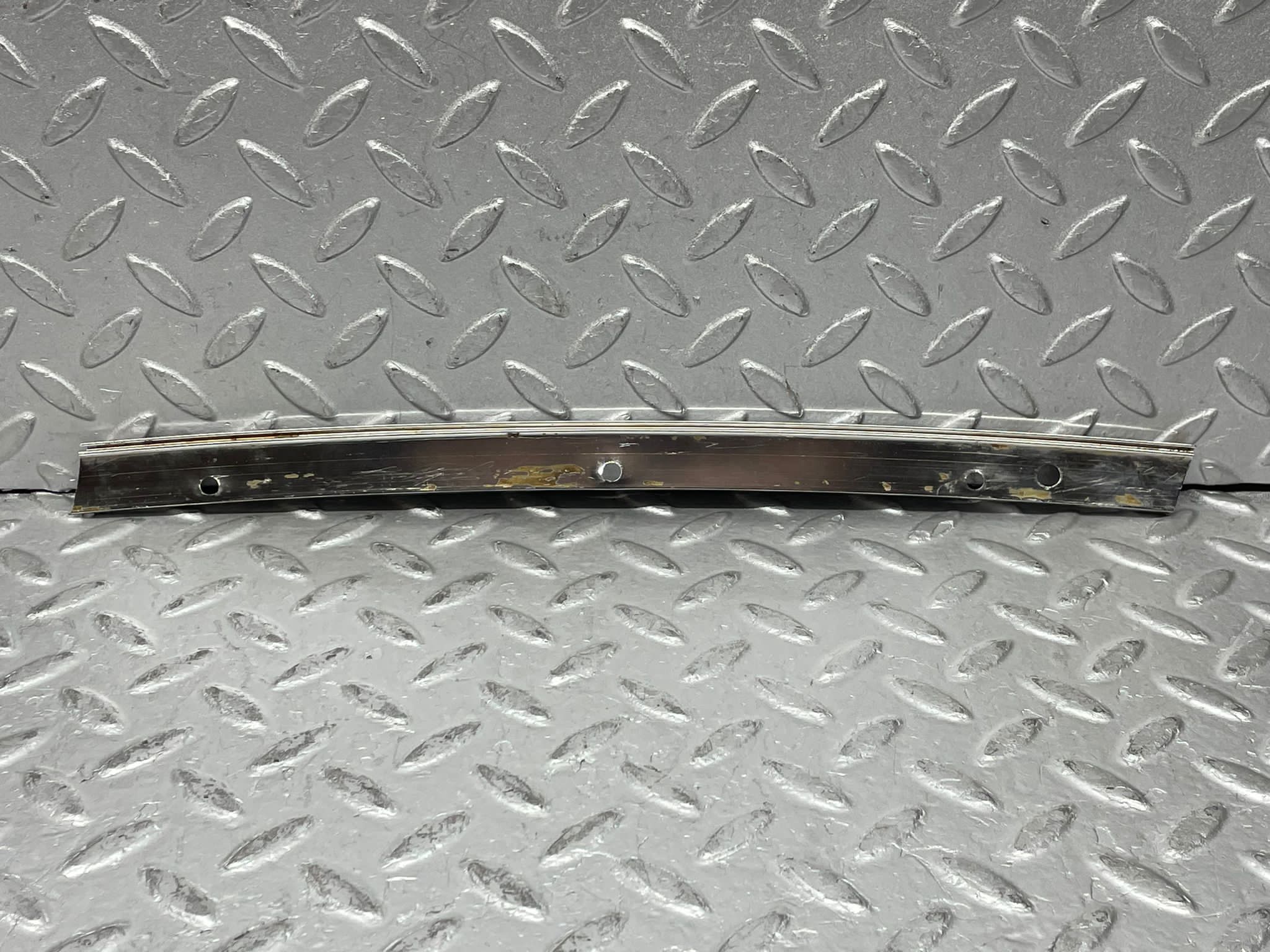 37907 Mercedes-Benz R107 450SL Hardtop B Pillar Chrome Trim Right Side