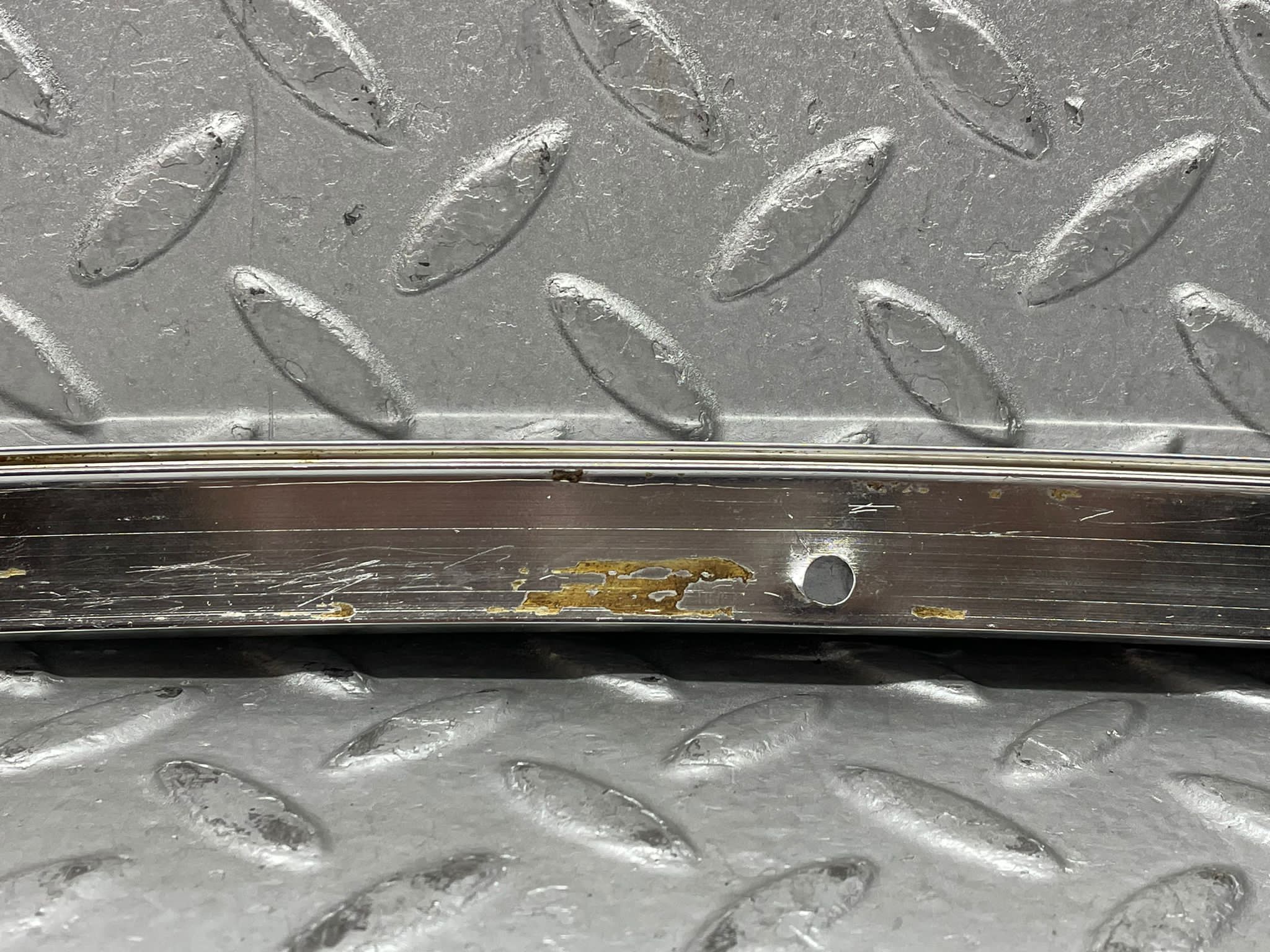 37907 Mercedes-Benz R107 450SL Hardtop B Pillar Chrome Trim Right Side