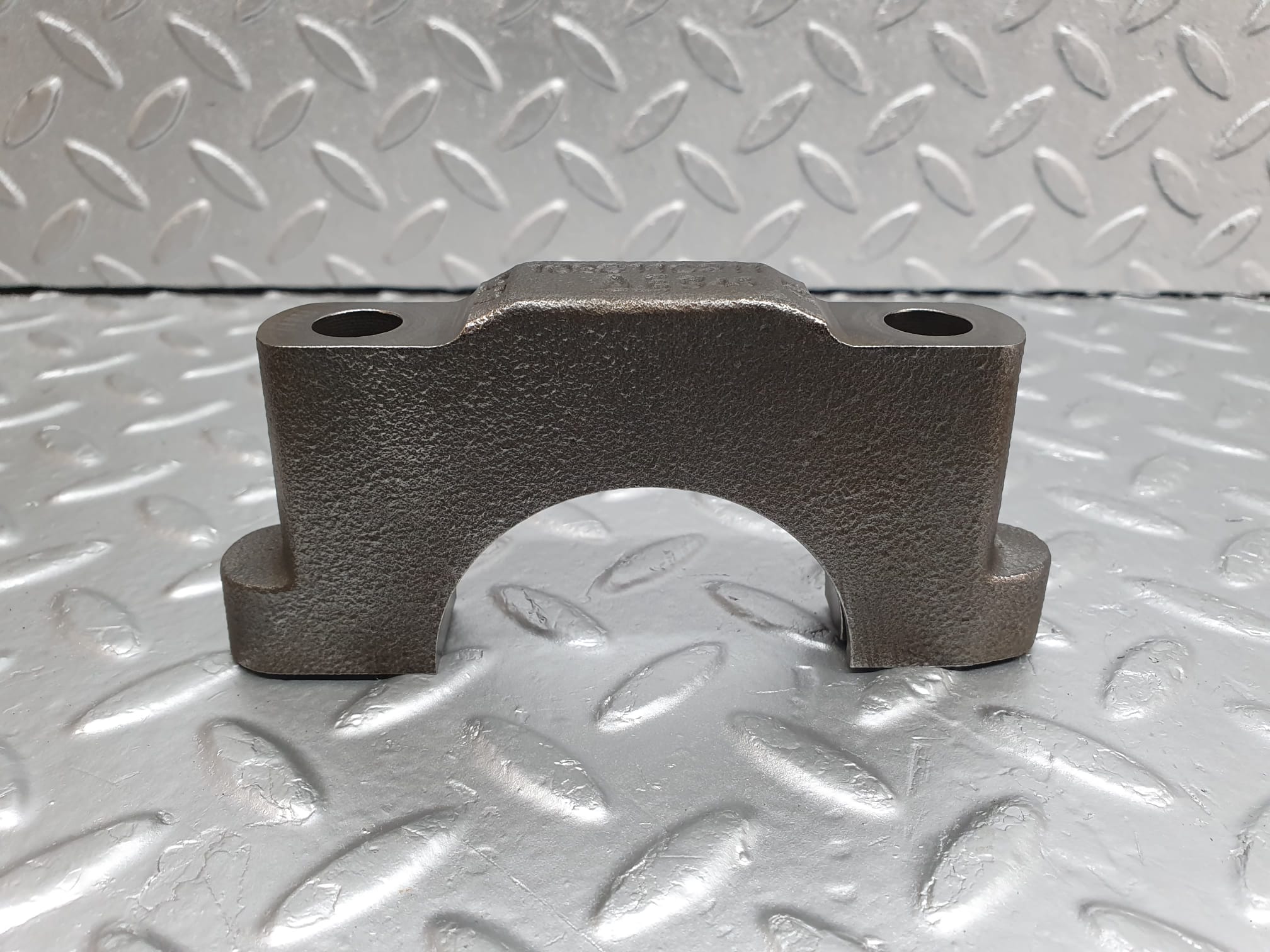 4794 Mercedes-Benz W114 280CE Coupe Crankshaft Bearing Holder Block 1080110211