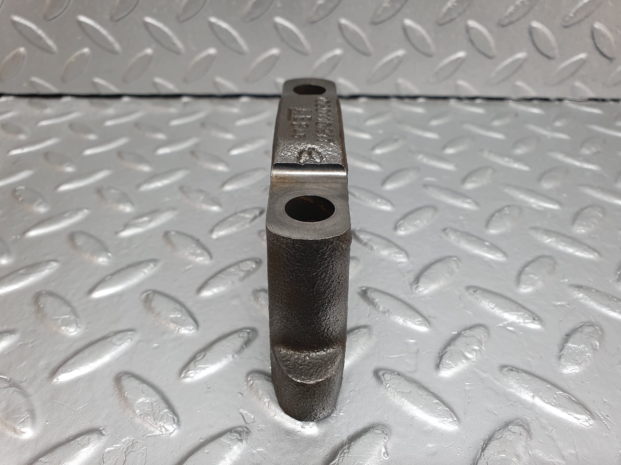 4794 Mercedes-Benz W114 280CE Coupe Crankshaft Bearing Holder Block 1080110211