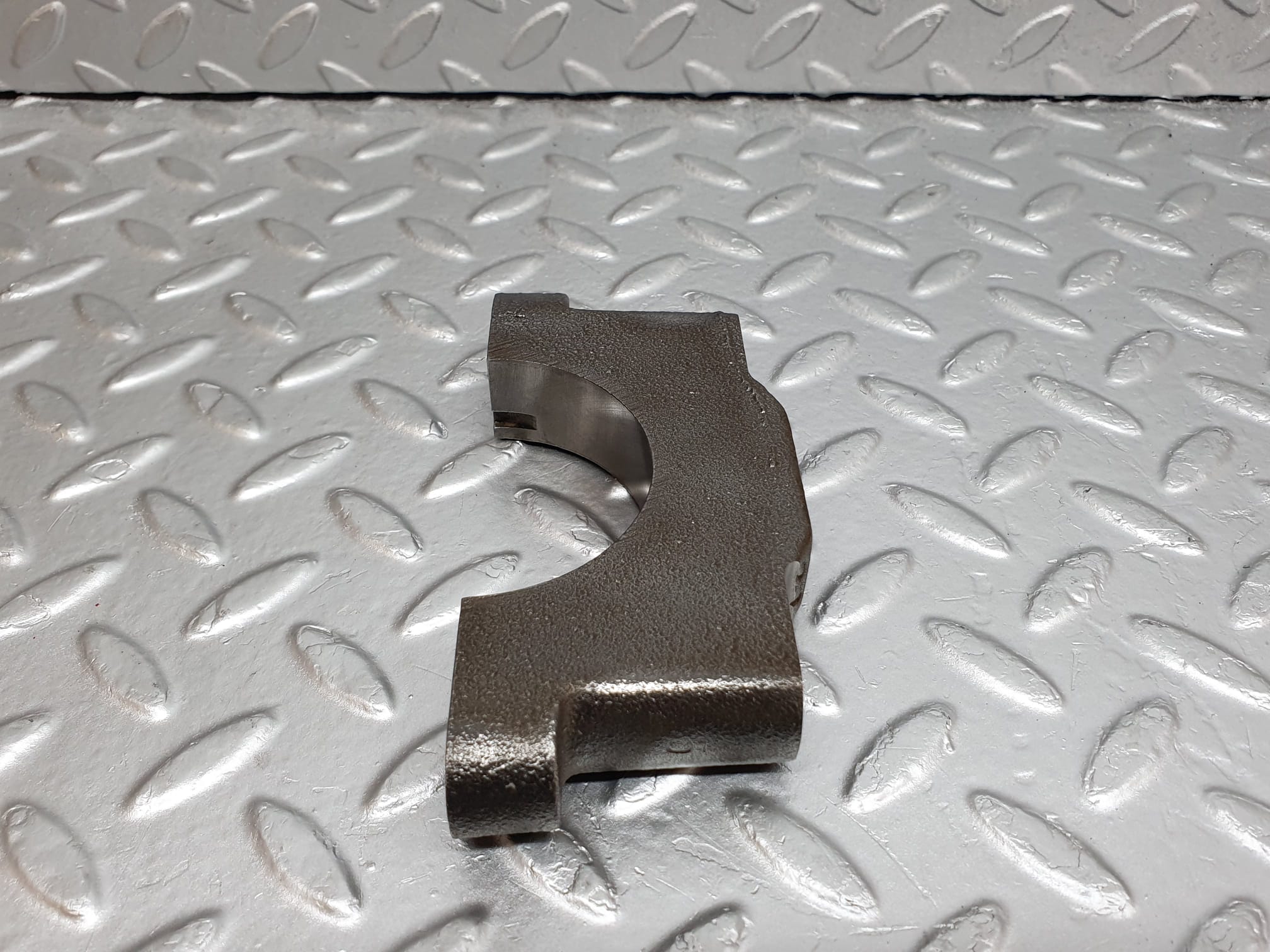 4794 Mercedes-Benz W114 280CE Coupe Crankshaft Bearing Holder Block 1080110211