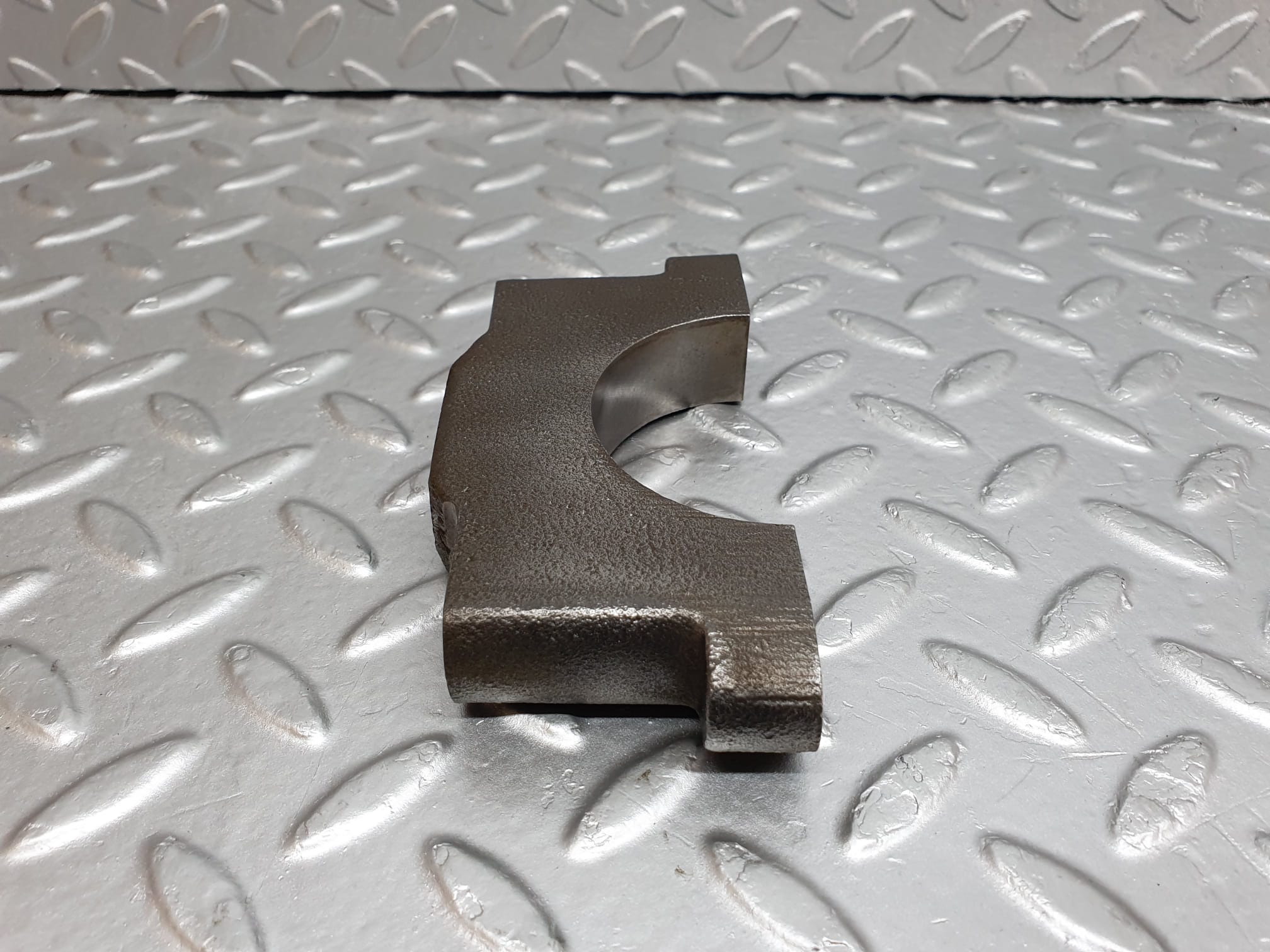 4793 Mercedes-Benz W114 280CE Coupe Crankshaft Bearing Holder Block 1080110211