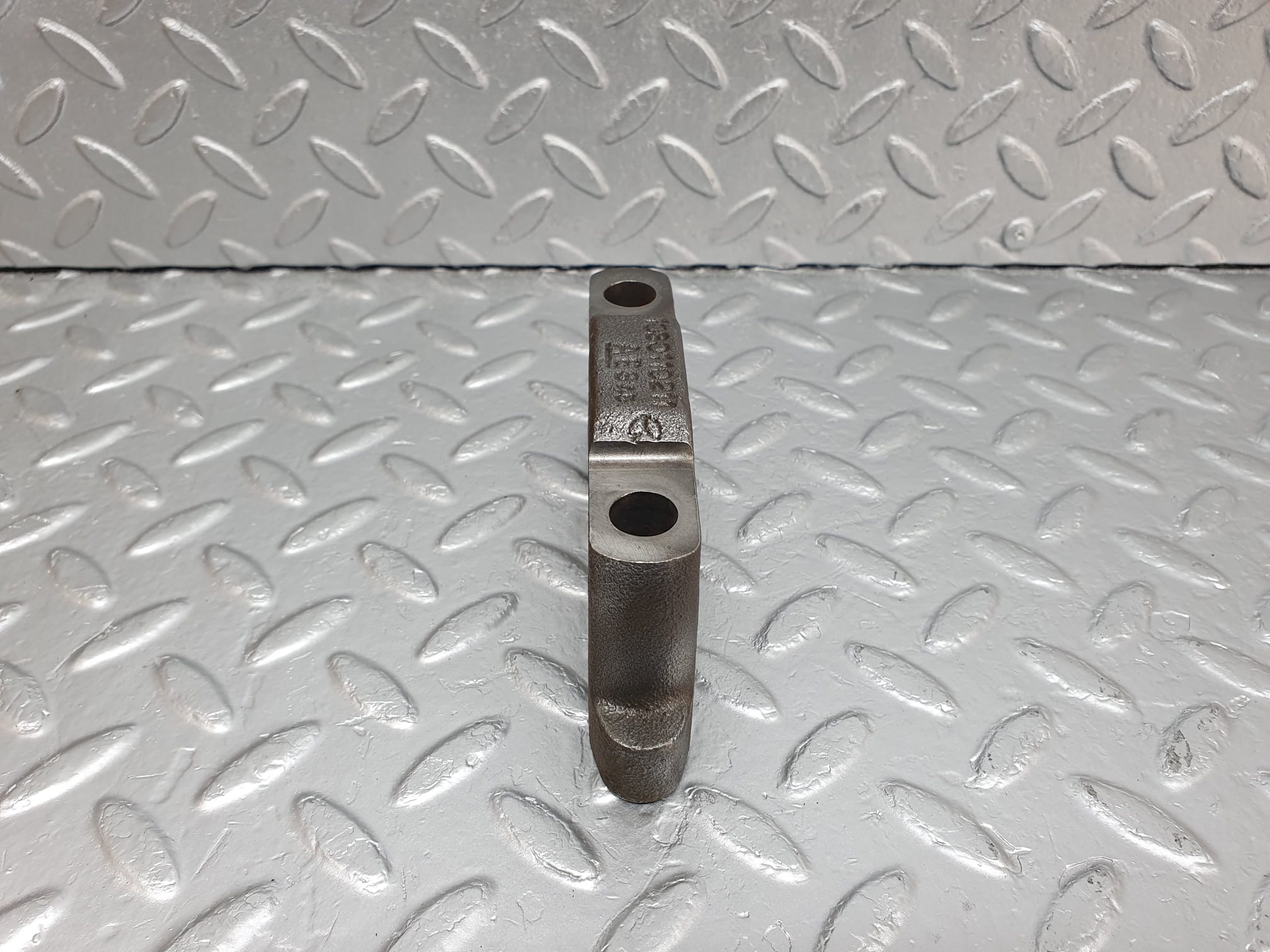 4795 Mercedes-Benz W114 280CE Coupe Crankshaft Bearing Holder Block 1080110211