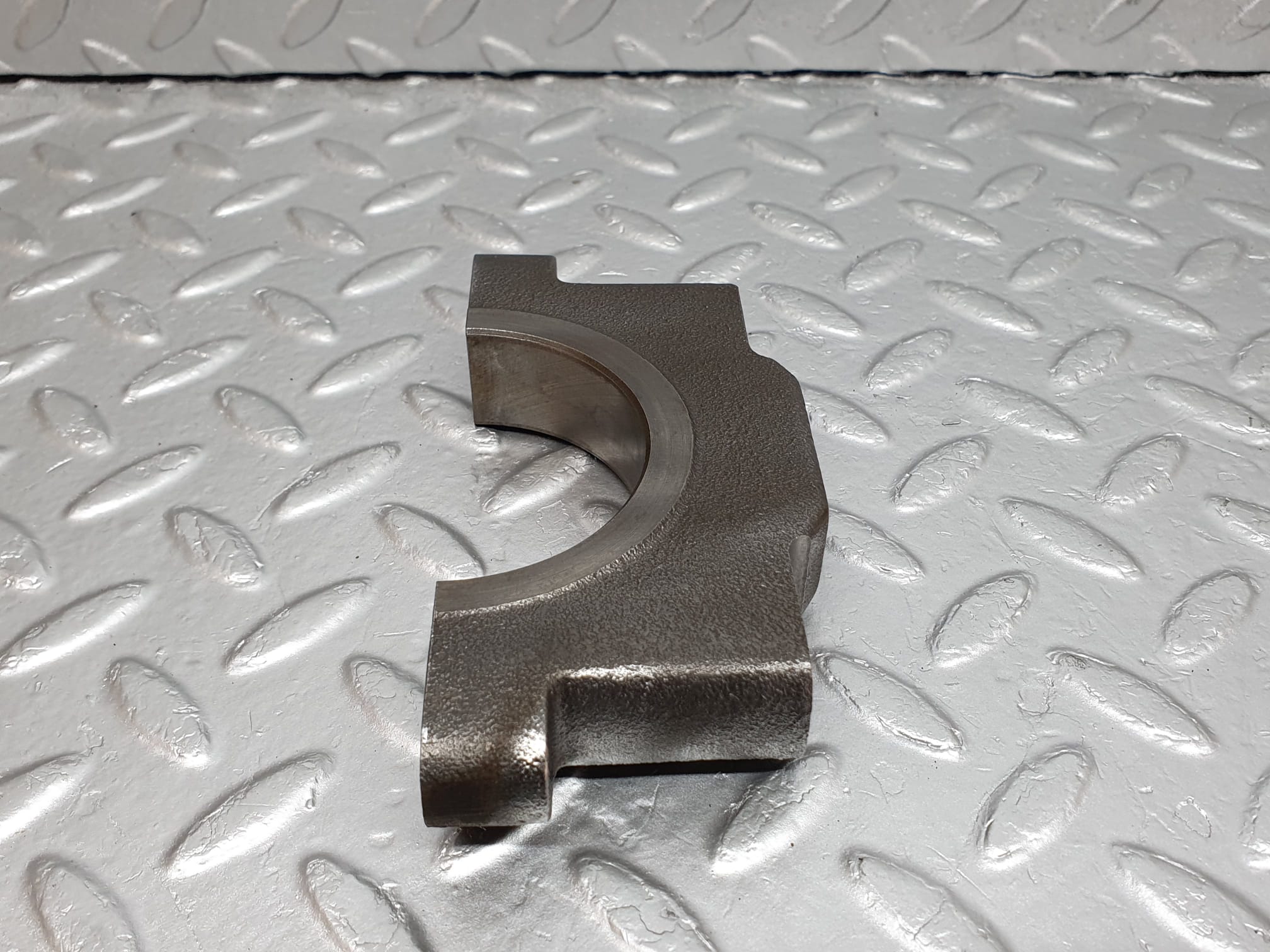 4796 Mercedes-Benz W114 280CE Coupe Crankshaft Bearing Holder Block 1080110113