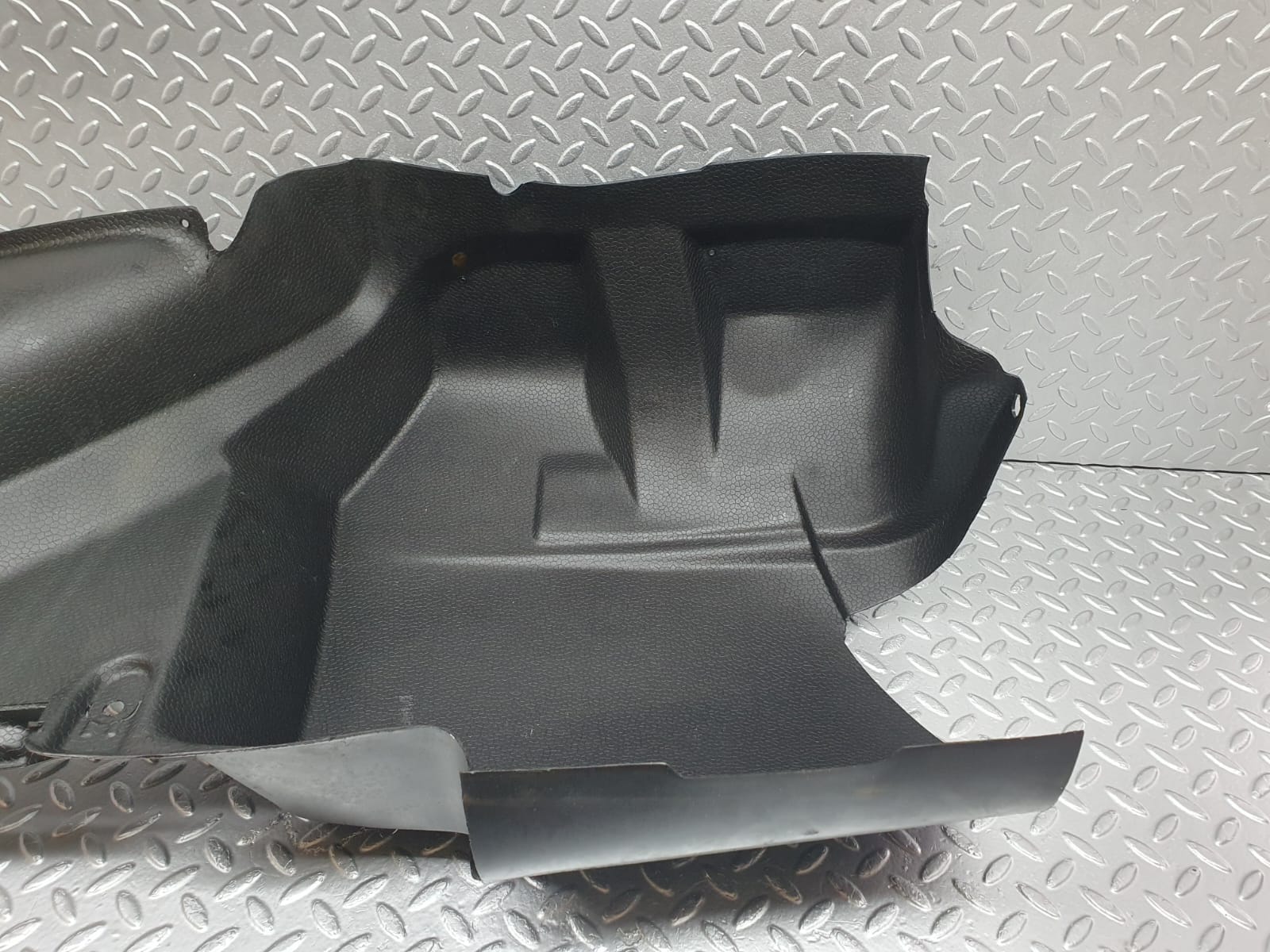 5856 Mercedes-Benz W123 200 Trunk Cover Panel Left Side 1236932733