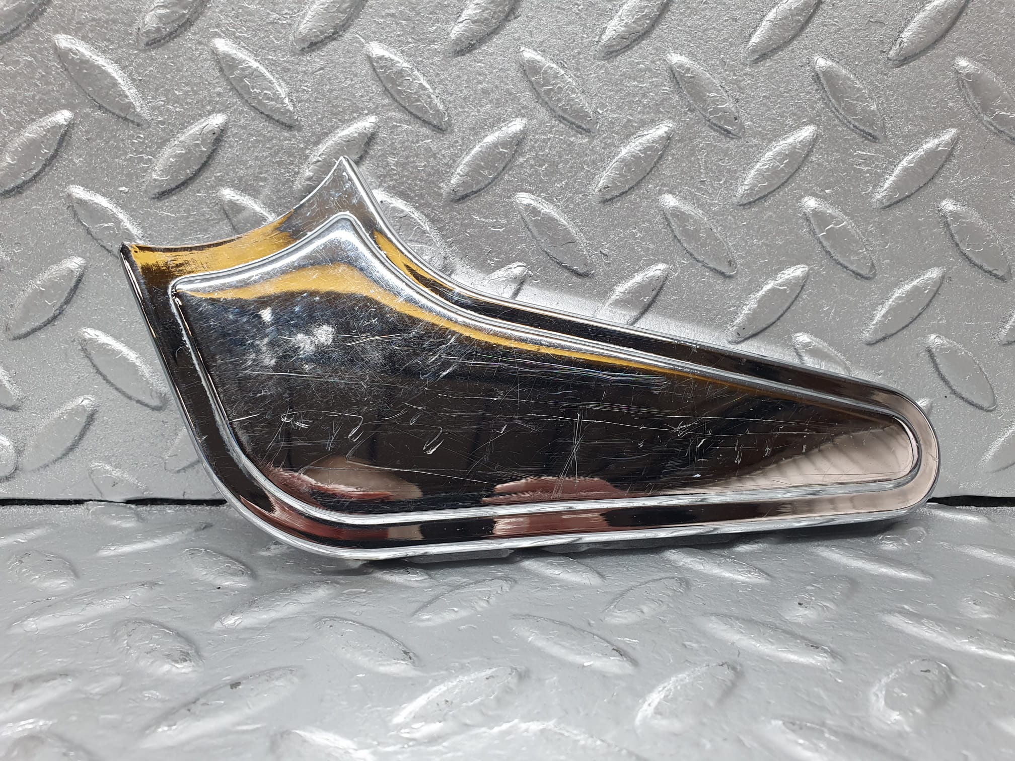 43088 Mercedes-Benz W108 280SE Seat Hinge Chrome Cover Right 1089130828